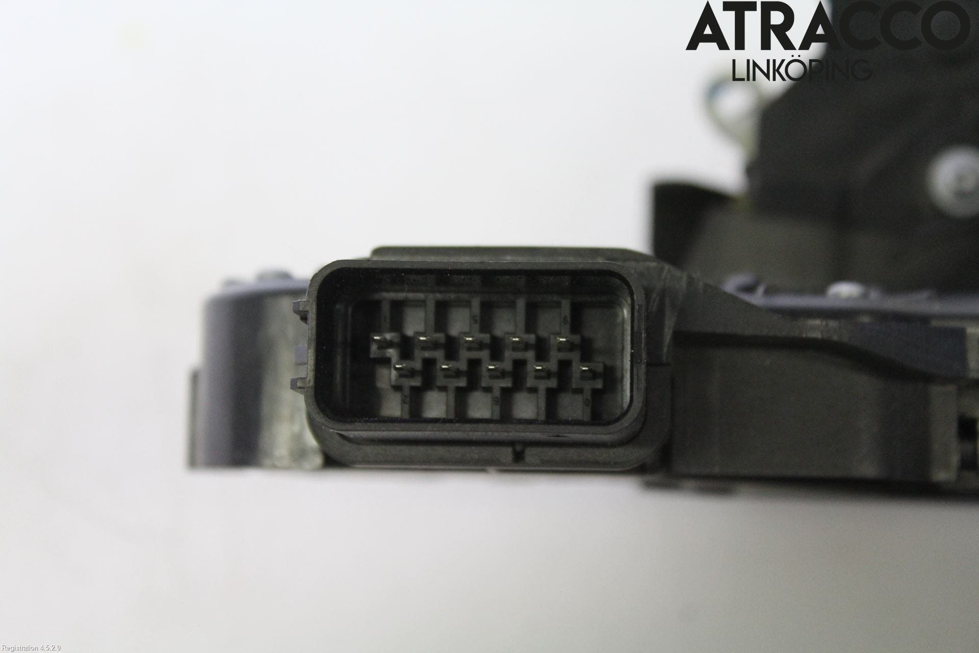 Volvo V70 08-13 Låskista-Dörrlås