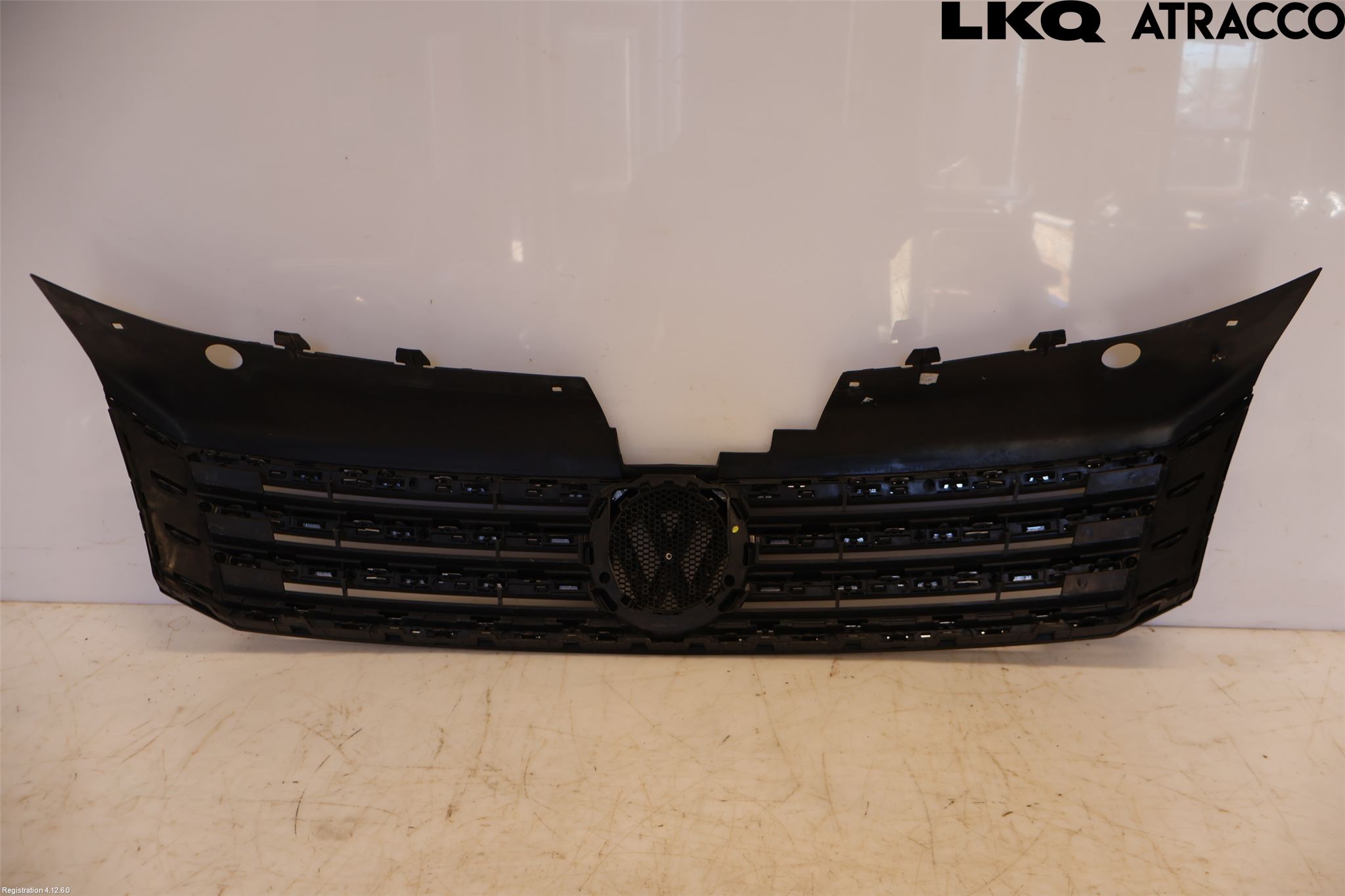 Volkswagen VW PASSAT 11-14 Grill Komp