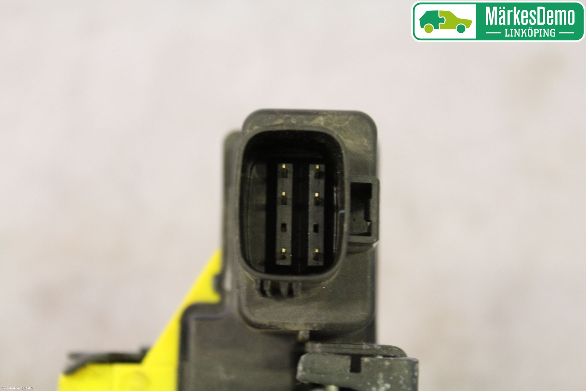 Volvo XC70 05-07 Låskista-Dörrlås