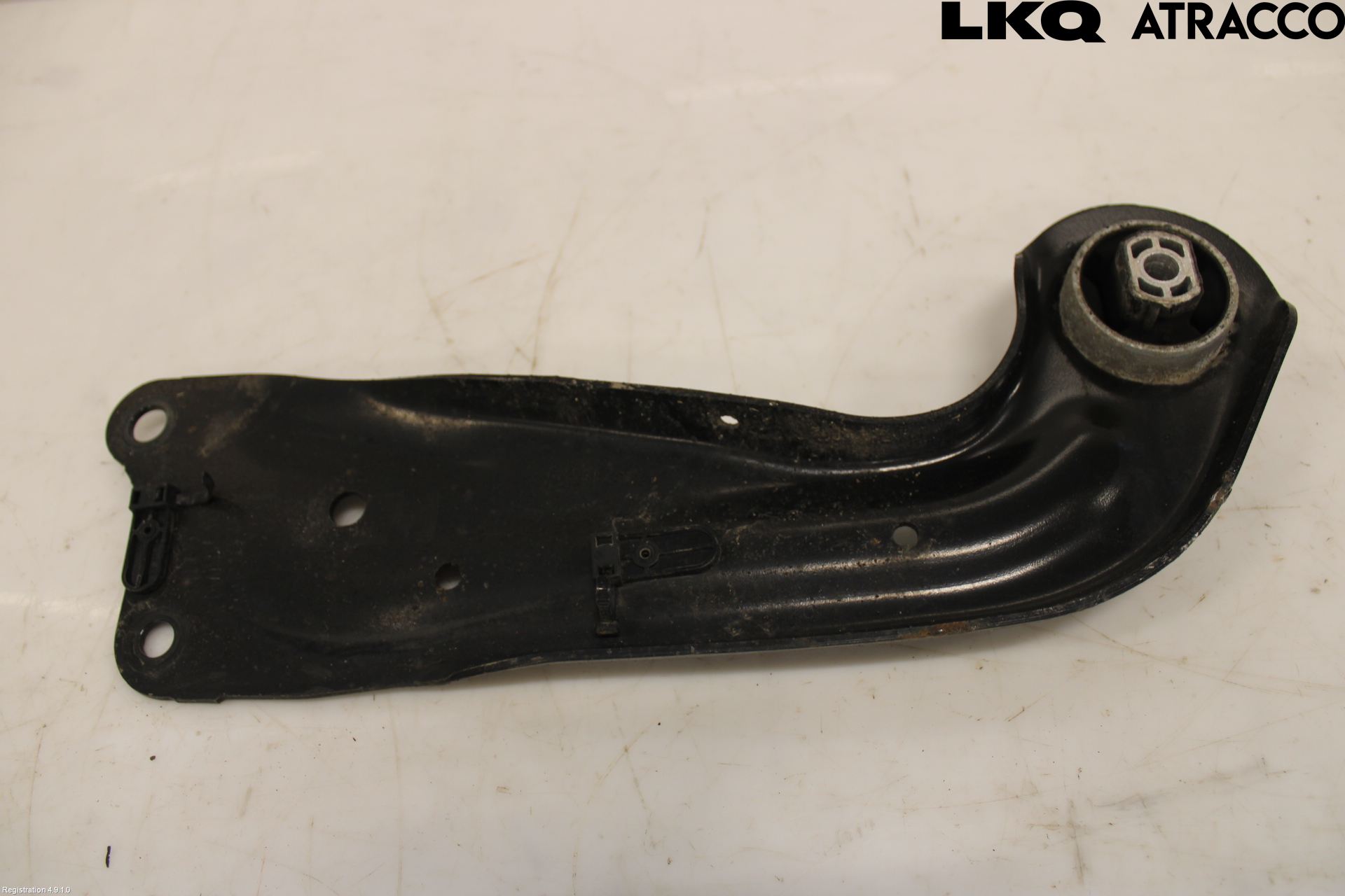 Volkswagen VW PASSAT 15-19 Bärarm Bak Vänster