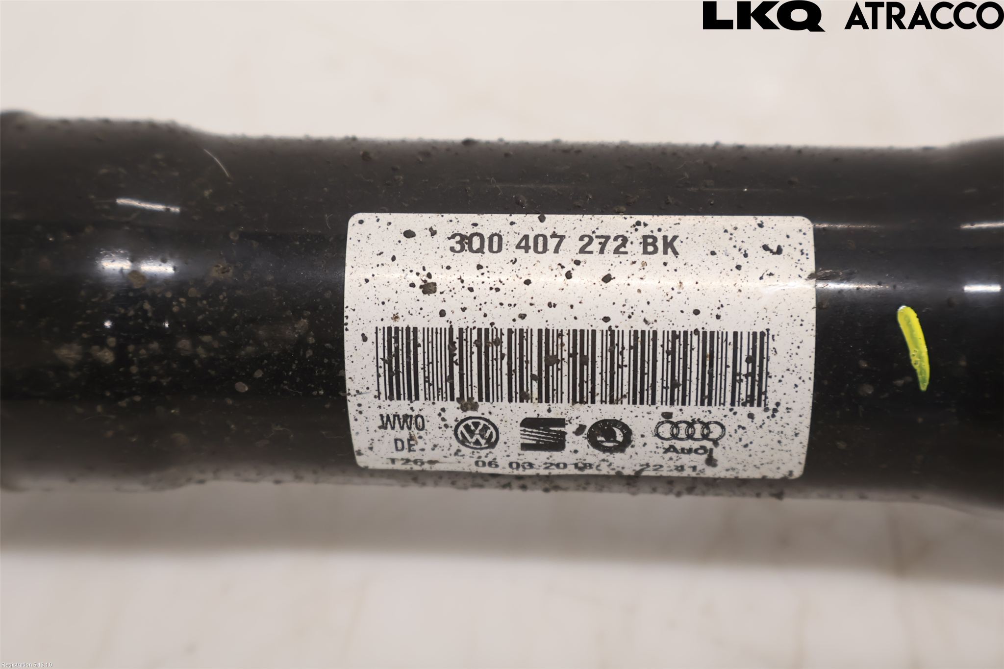 Volkswagen VW PASSAT 15-19 Drivaxel Fram Höger