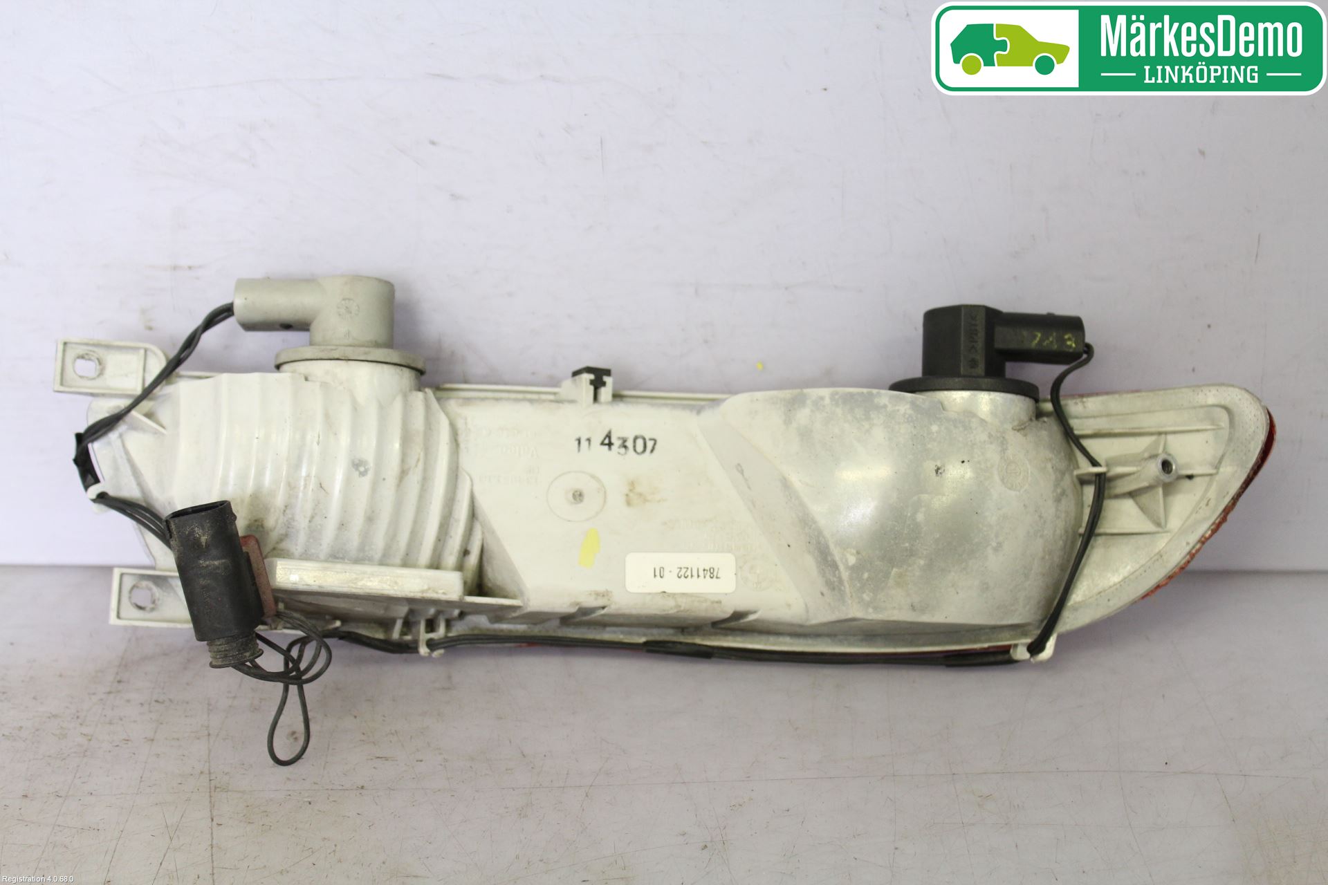 BMW 6 E63/64    02-10 Bakljus Höger