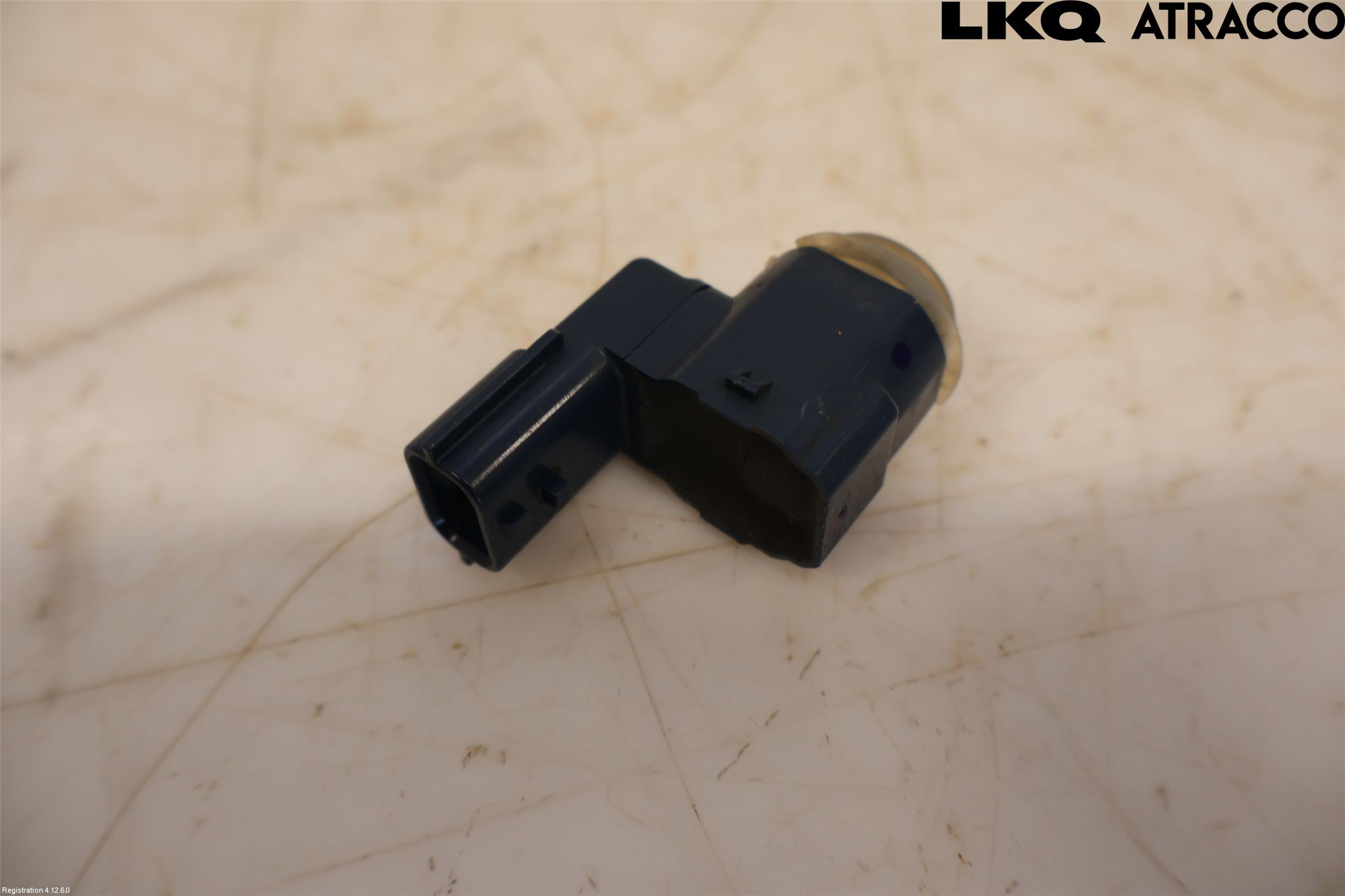 Mitsubishi OUTLANDER 13-21 Parkeringshjälp Frontsensor