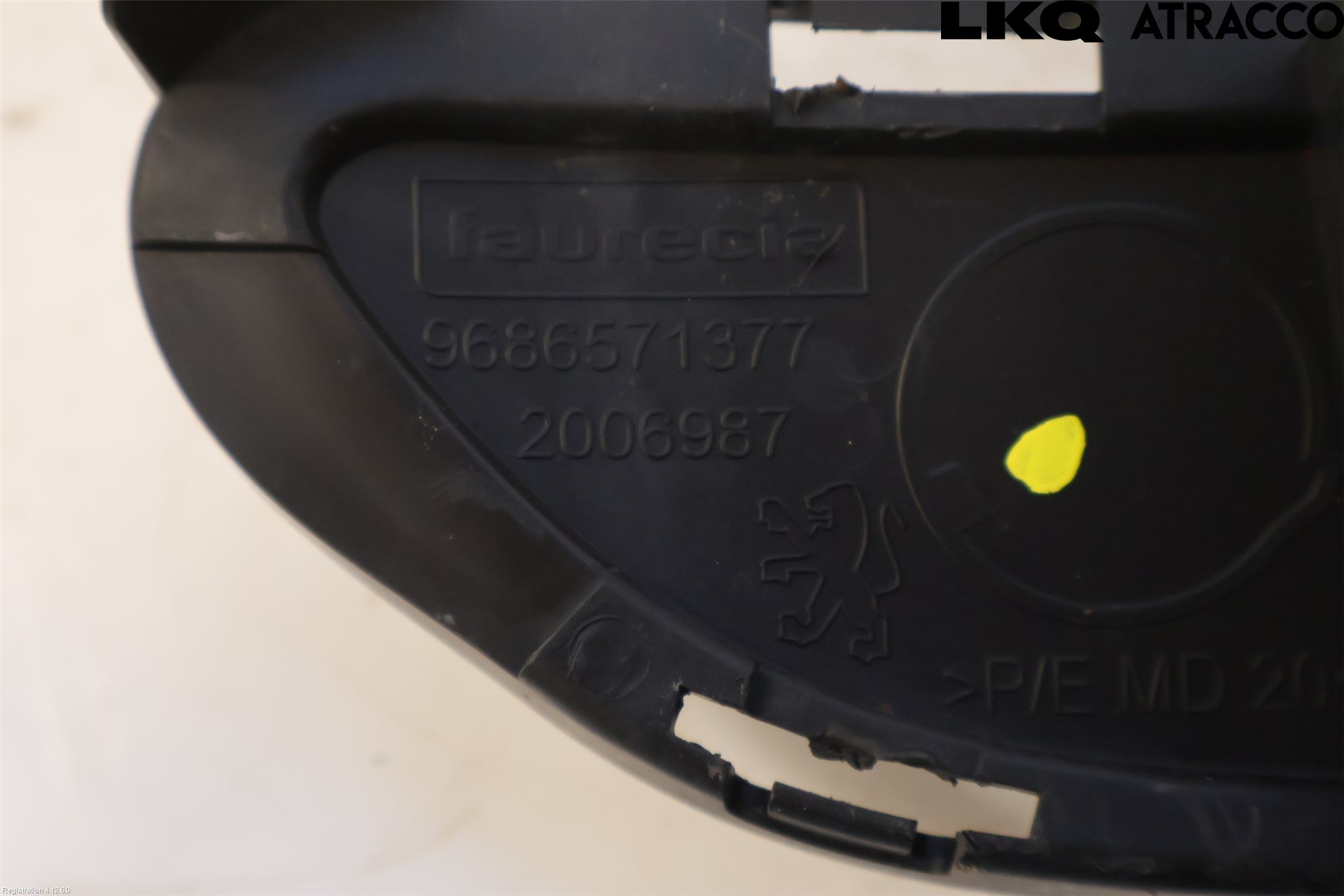Peugeot 508 11-18 Grilldel Mitt