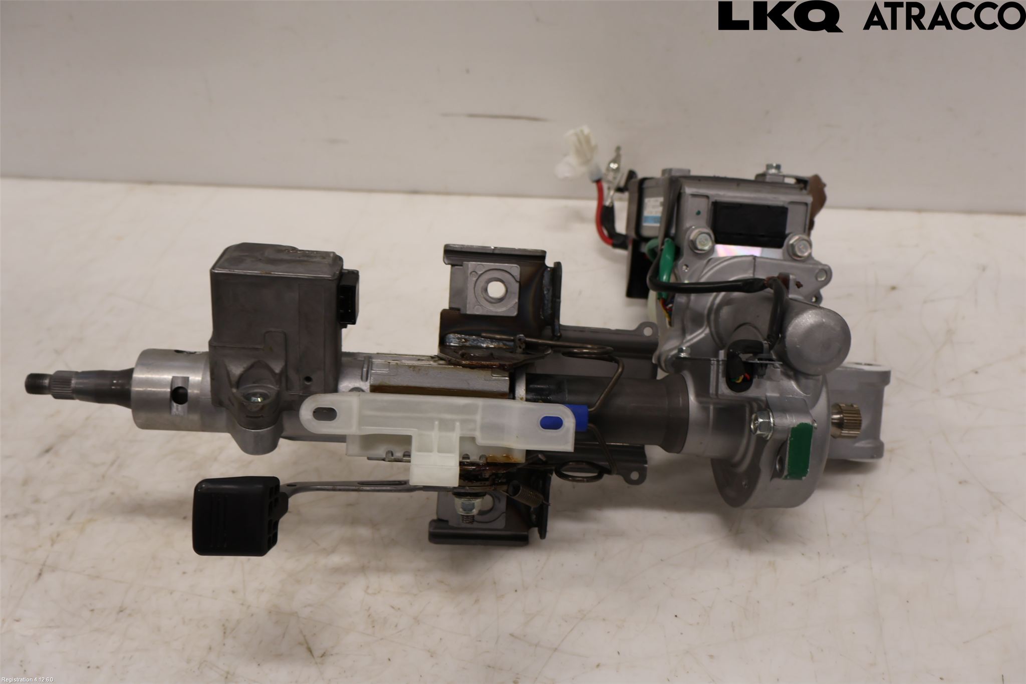 Toyota RAV4 13-18 Rattaxelagg Med Inb Servo
