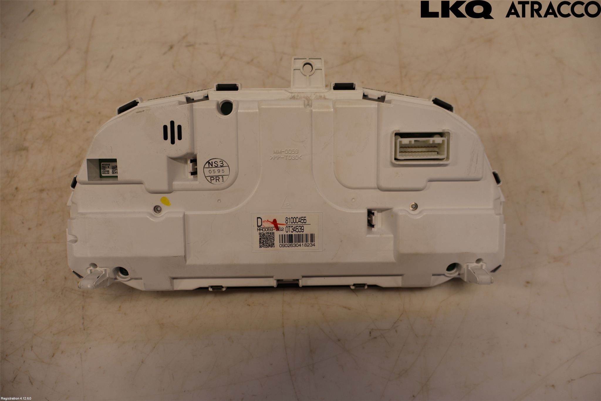 Mitsubishi OUTLANDER 13-21 Instrument Komb