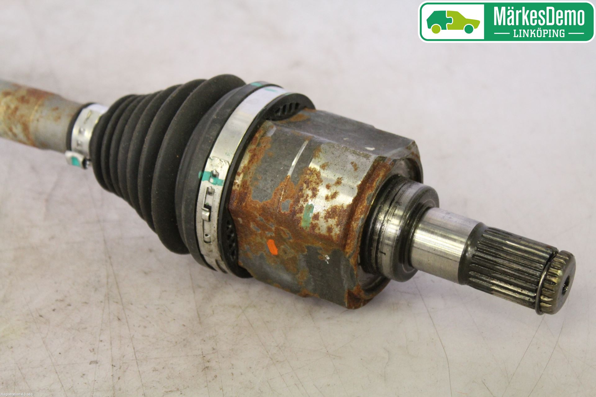 Hyundai i20 GB 15-20 Drivaxel Fram Höger