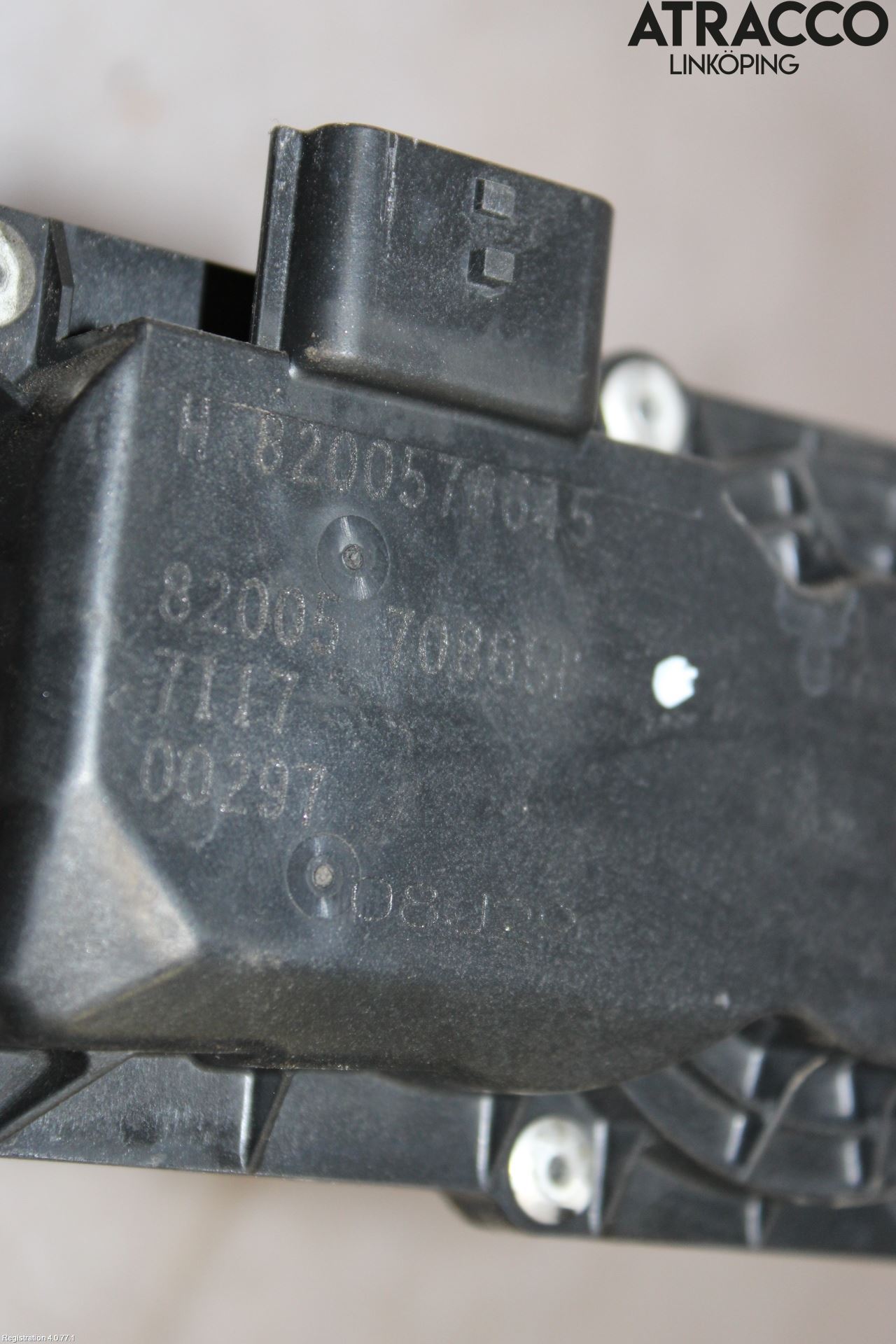 Renault CLIO III  06-09 Injspjällhus