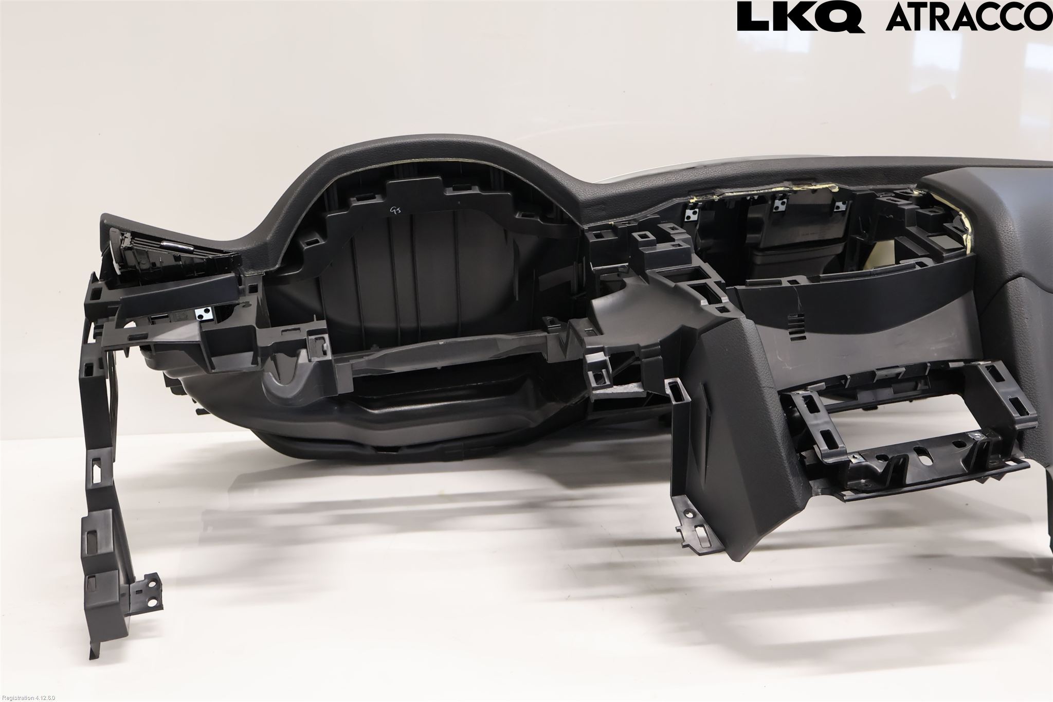 Nissan QASHQAI 14-17 Instrumentbräda