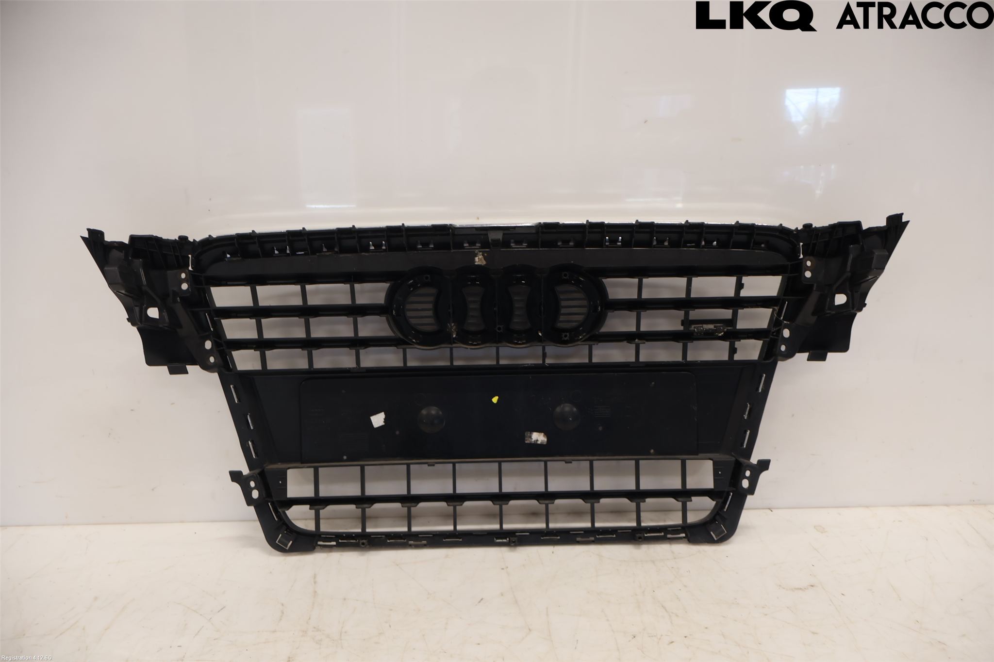 Audi A4/S4 08-11 Grill Komp