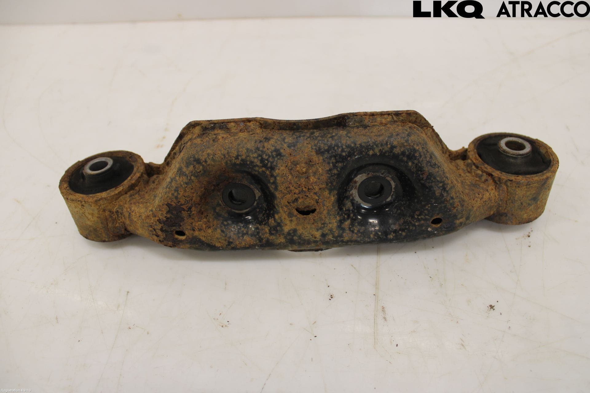 Subaru FORESTER SK 19- Bakaxel Fäste