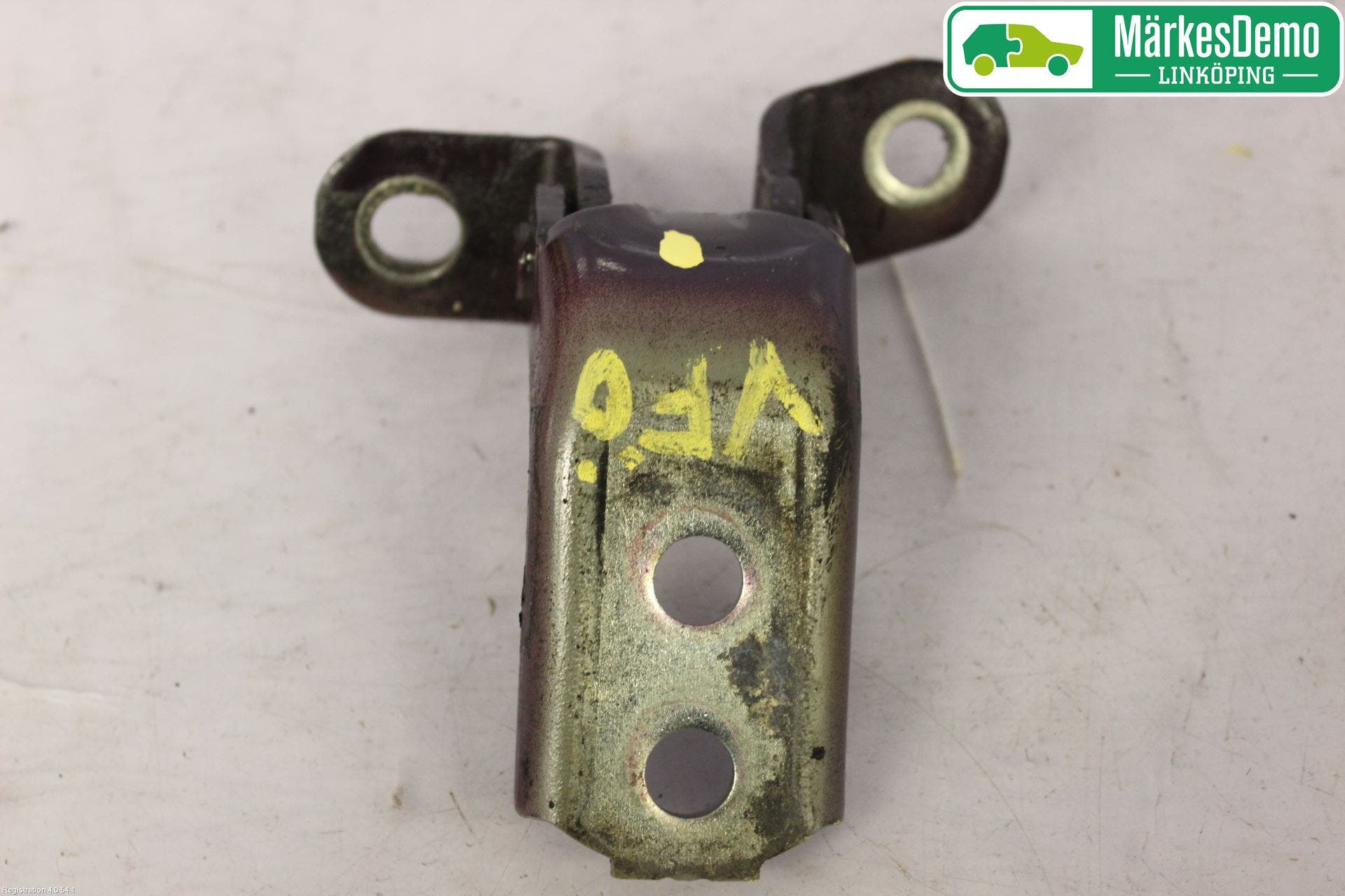 Toyota AVENSIS 09-15 Dörrgångjärn