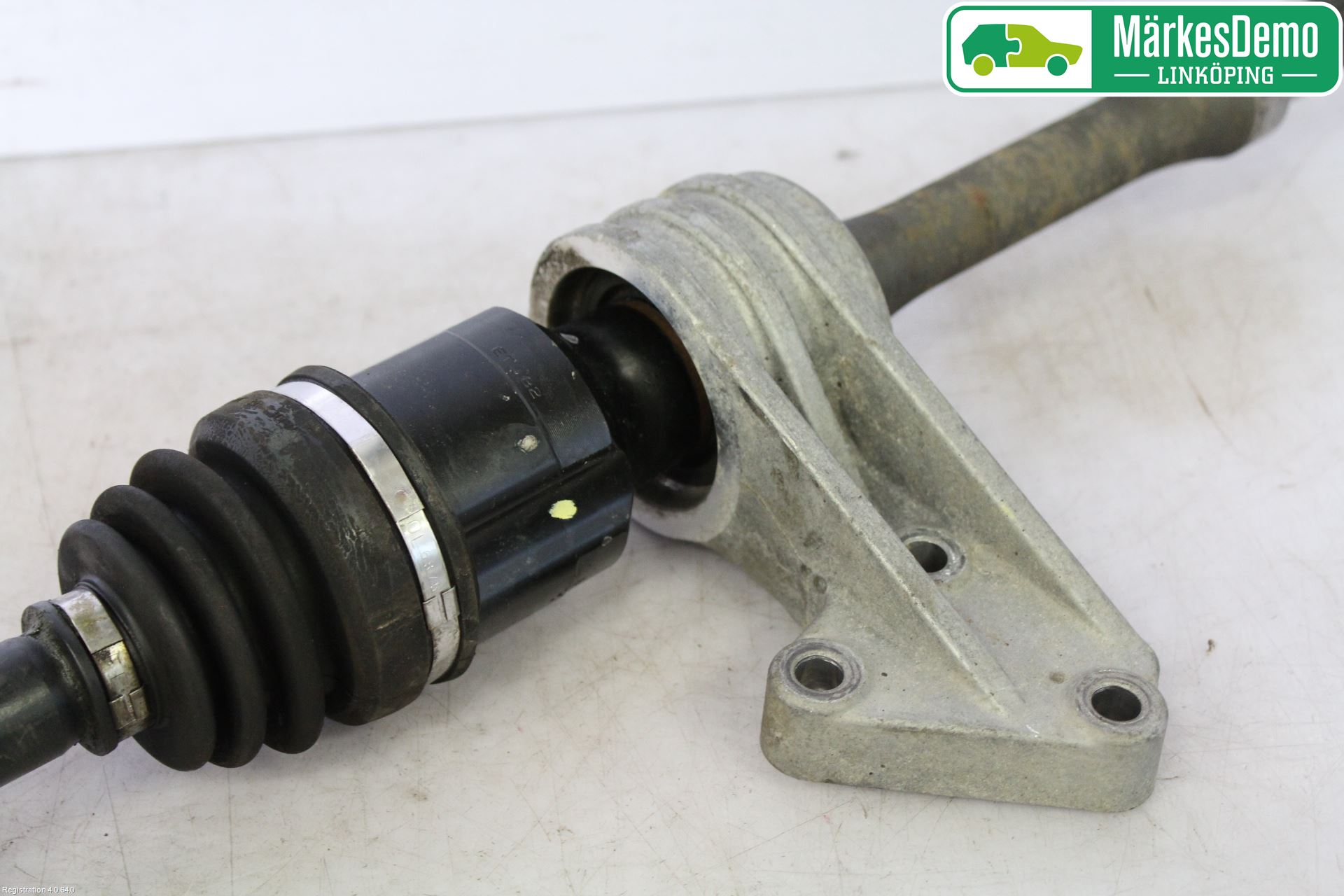 Suzuki SX4 10-13 Drivaxel Fram Höger