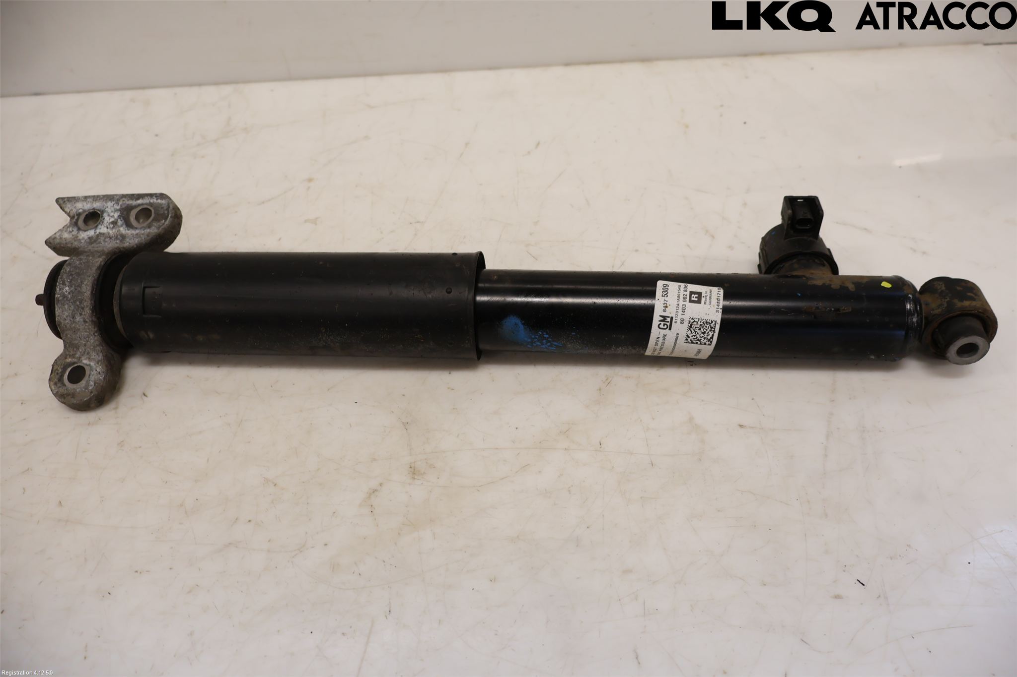 Opel INSIGNIA 17- Stötdämpare Bak