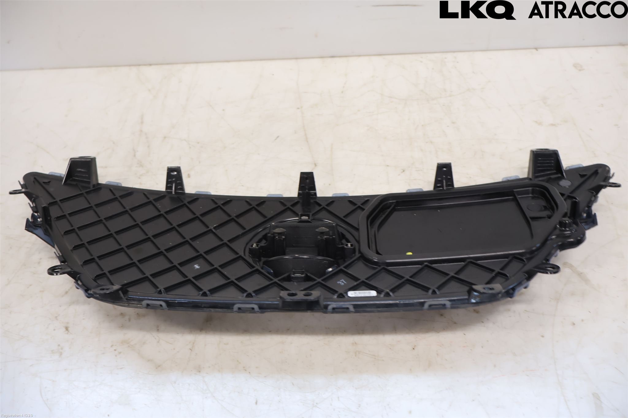 Nissan LEAF 18- Grill Komp