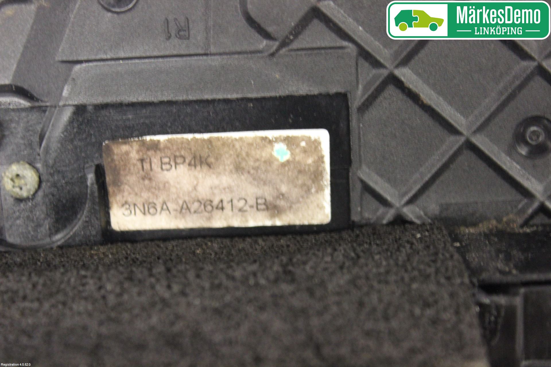 Mazda 3 I 03-06 Låskista-Dörrlås