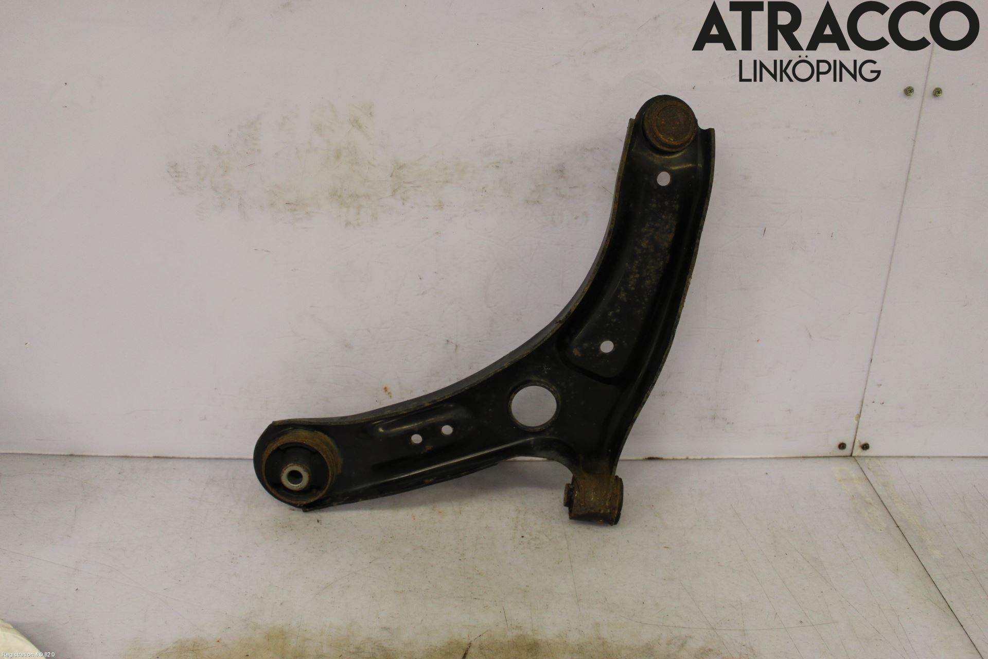 Hyundai i20 GB 15-20 Bärarm Fram Undre Hö