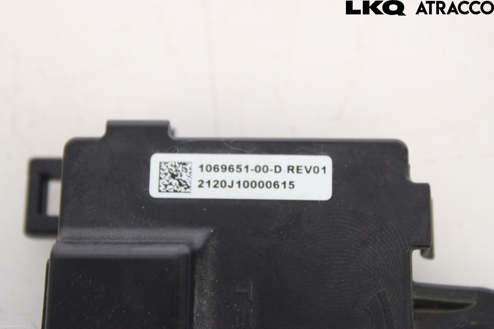 Tesla MODEL S 13- Styrenhet Dörr