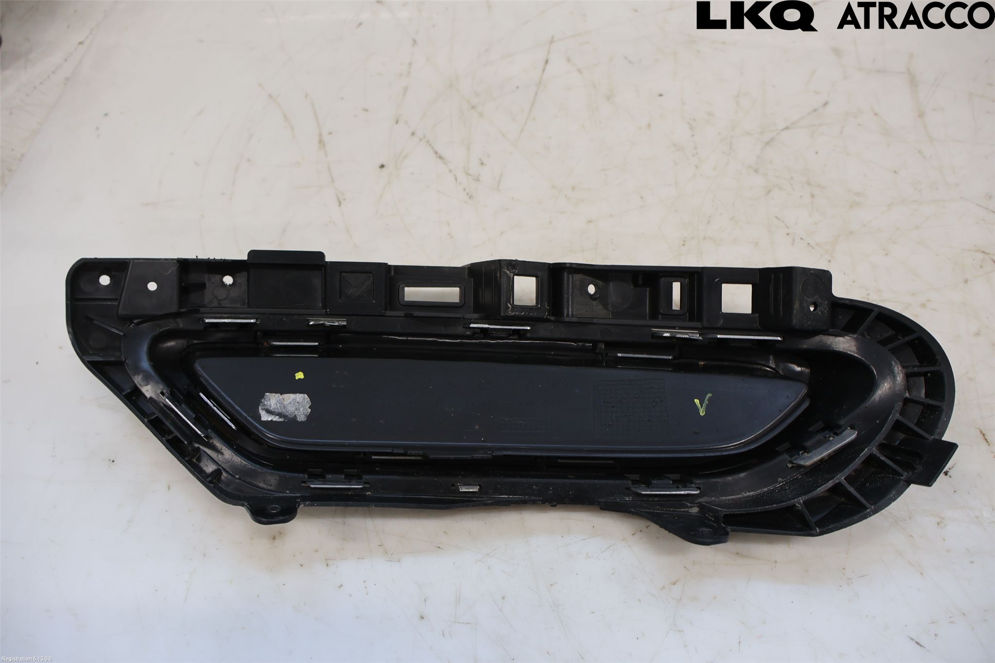 Volkswagen VW PASSAT 15-19 Stötfångardel Bak Vä