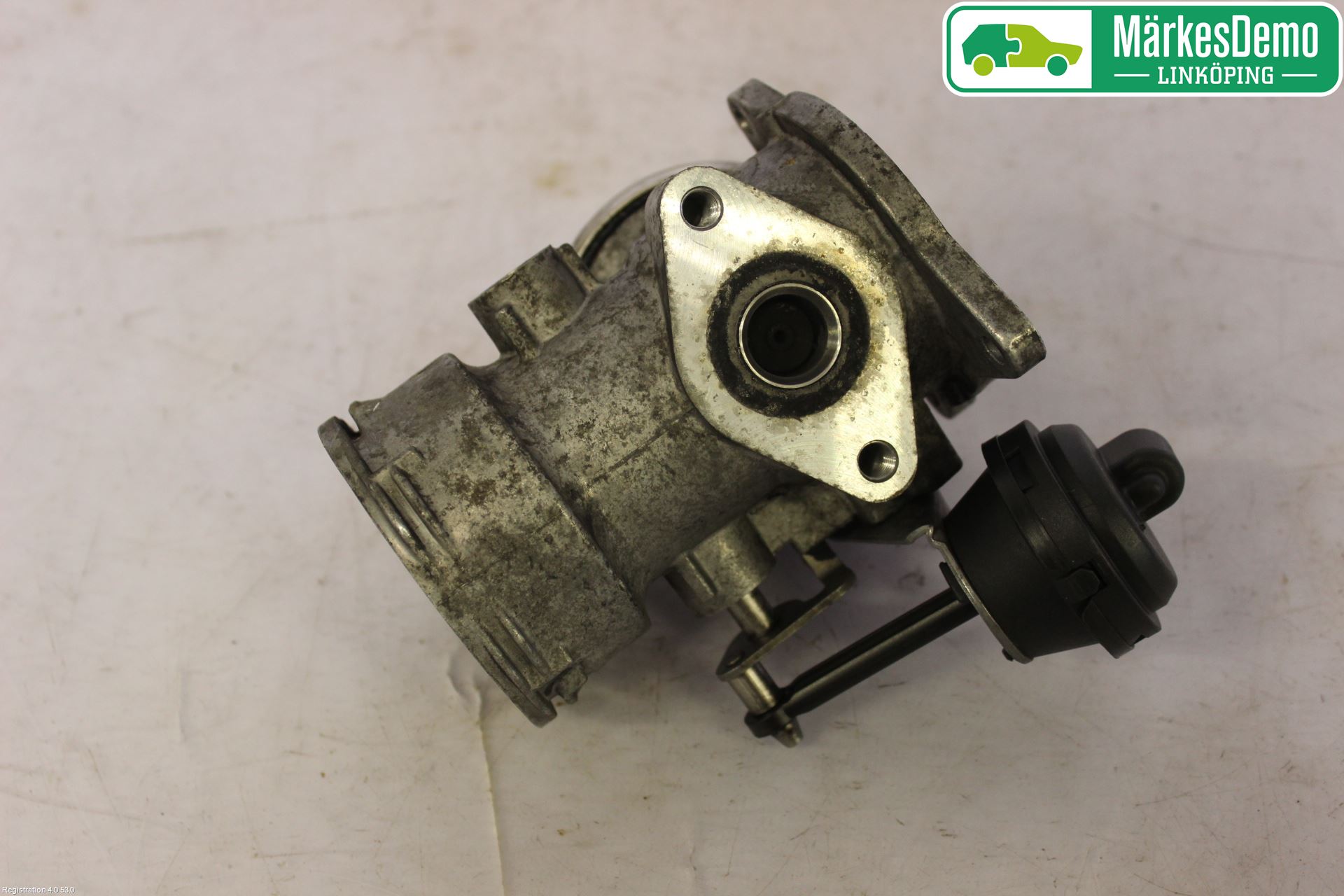Volkswagen VW CADDY      04-10 Egr Ventil