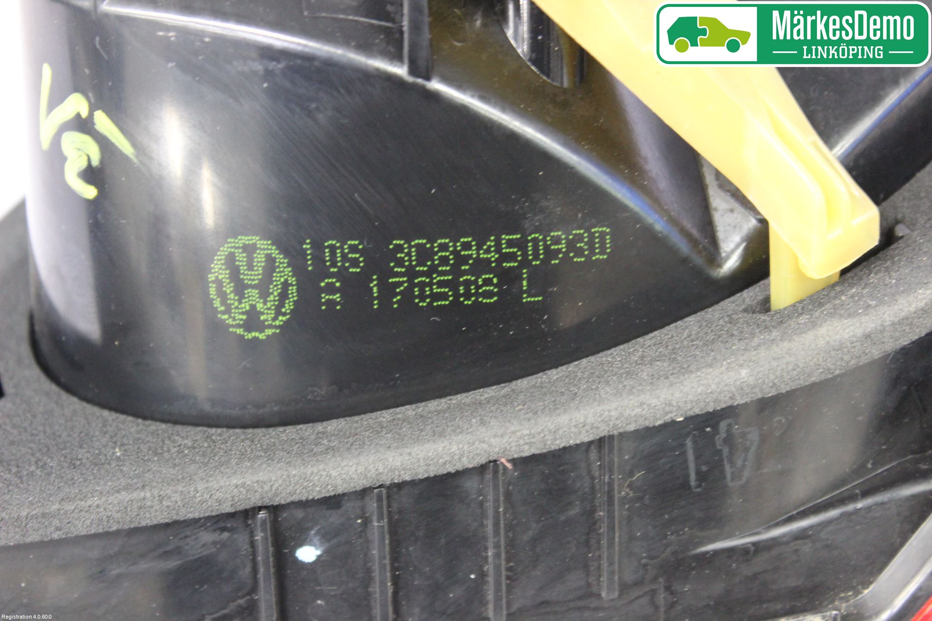 Volkswagen VW PASSAT CC 08-16 Bakljus Lucka Vä