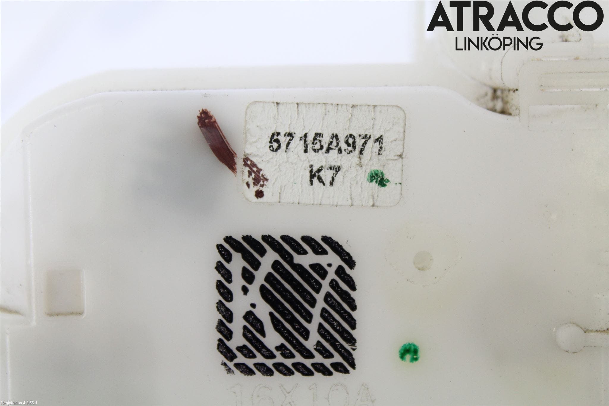 Mitsubishi L200 16-23 Låskista-Dörrlås