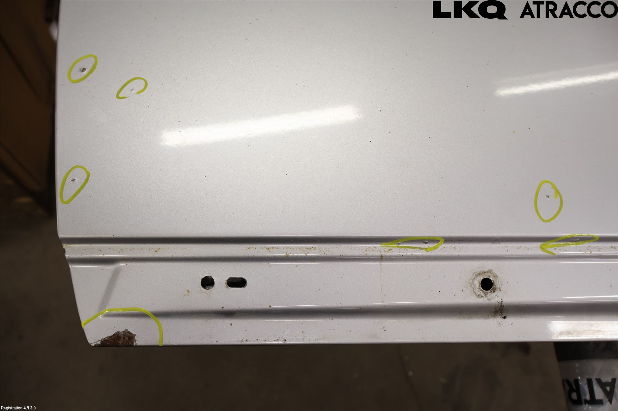 Volvo V70 08-13 Dörr Fram Vänster