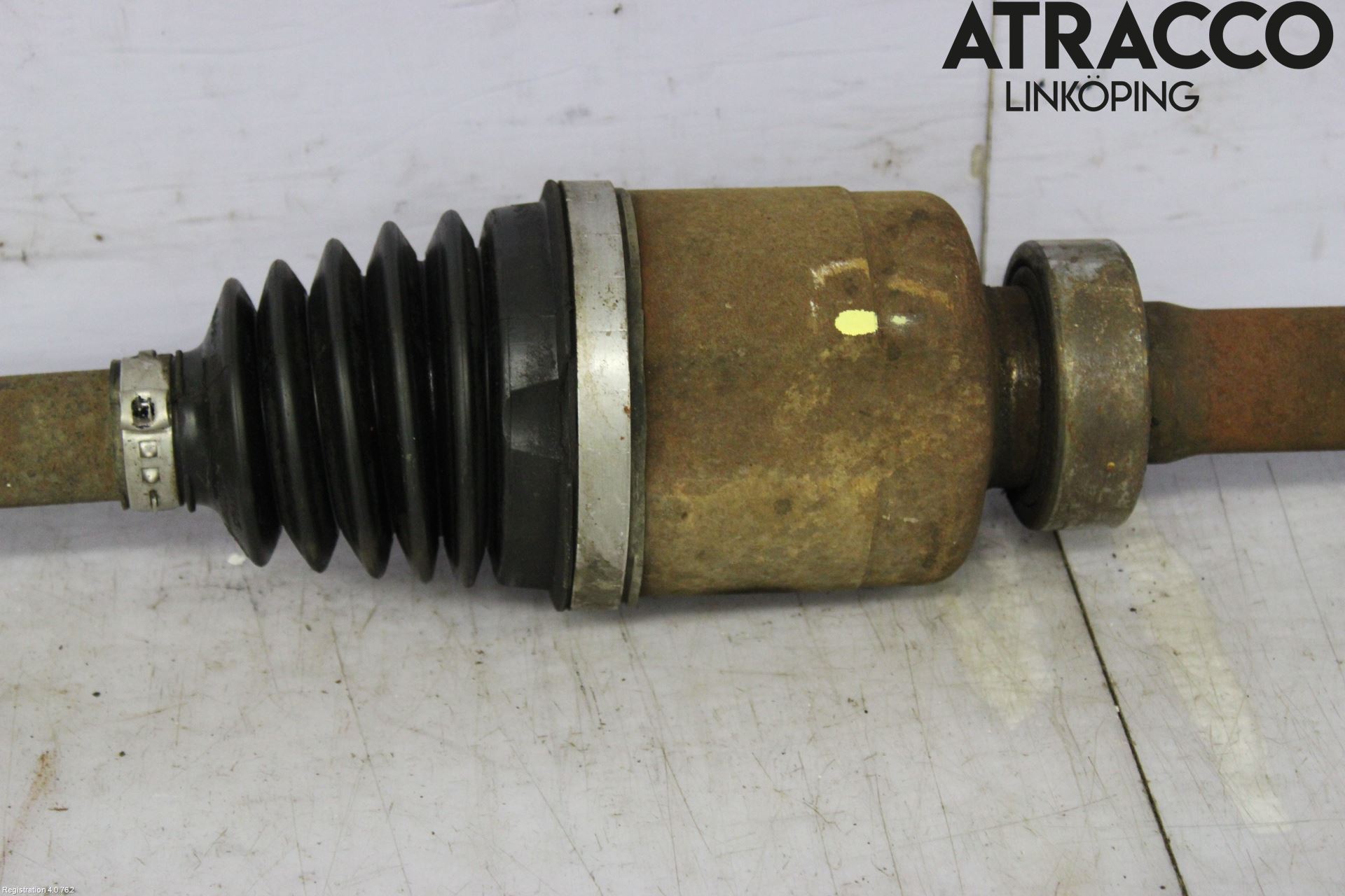 Dacia DUSTER 10-17 Drivaxel Fram Höger