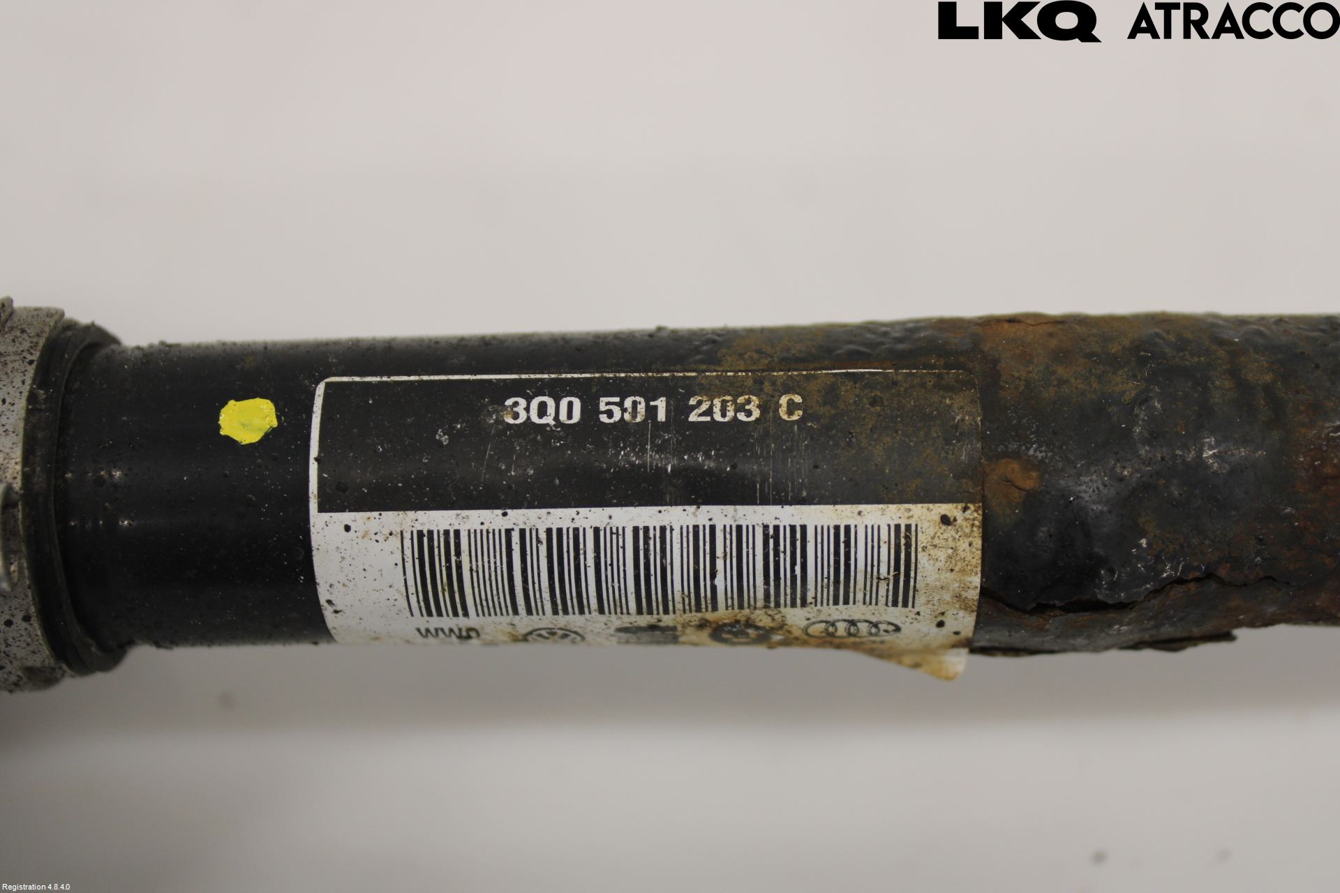 Volkswagen VW PASSAT 15-19 Drivaxel Bak Vänster