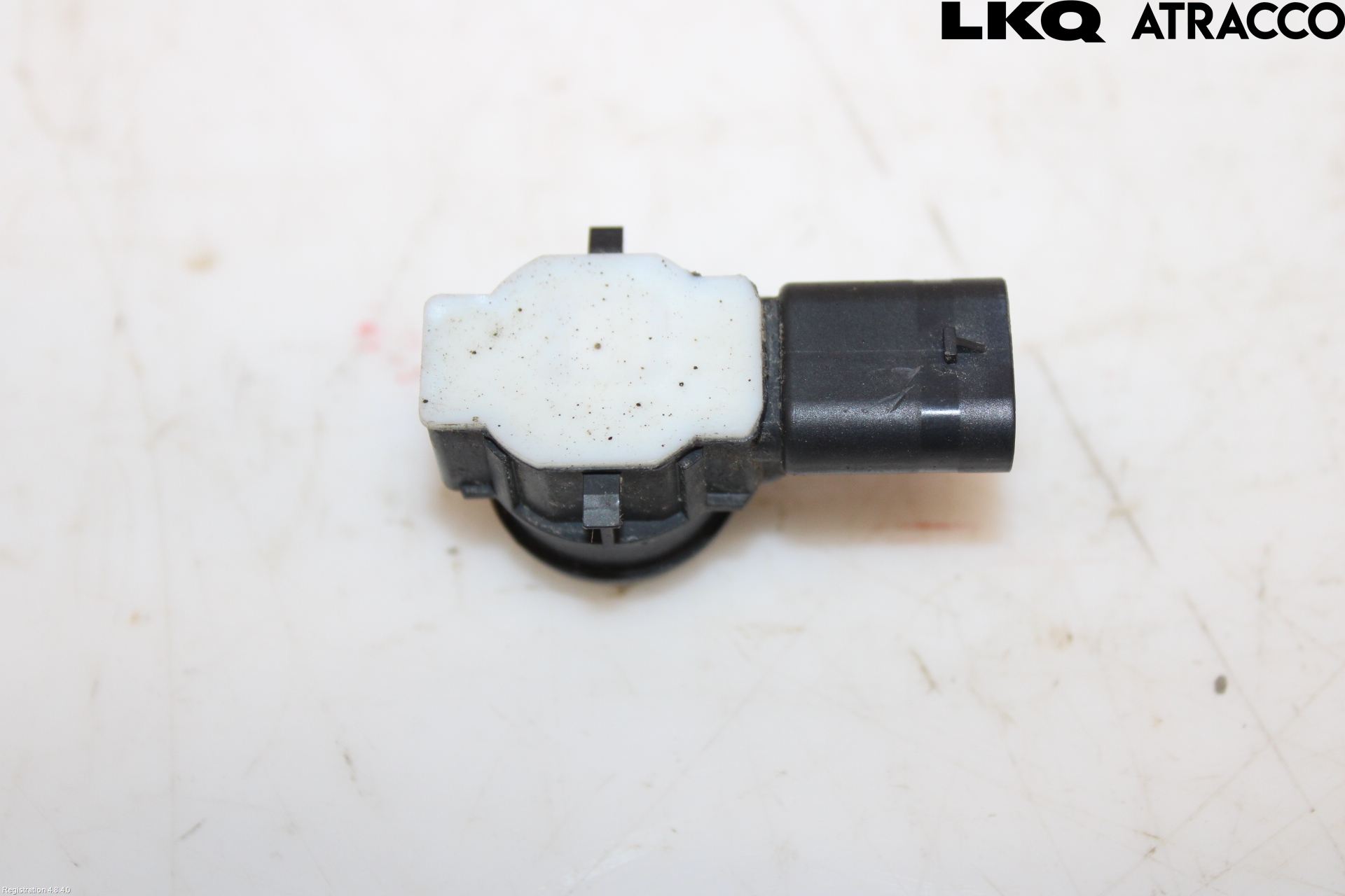 Fiat 500X 15- Parkeringshjälp Frontsensor