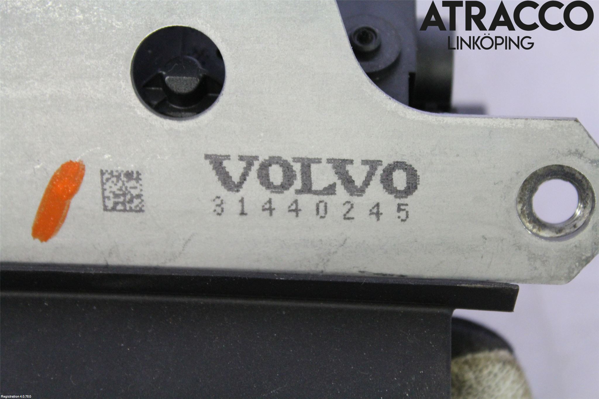 Volvo V40 12-19 Låskista Baklucka