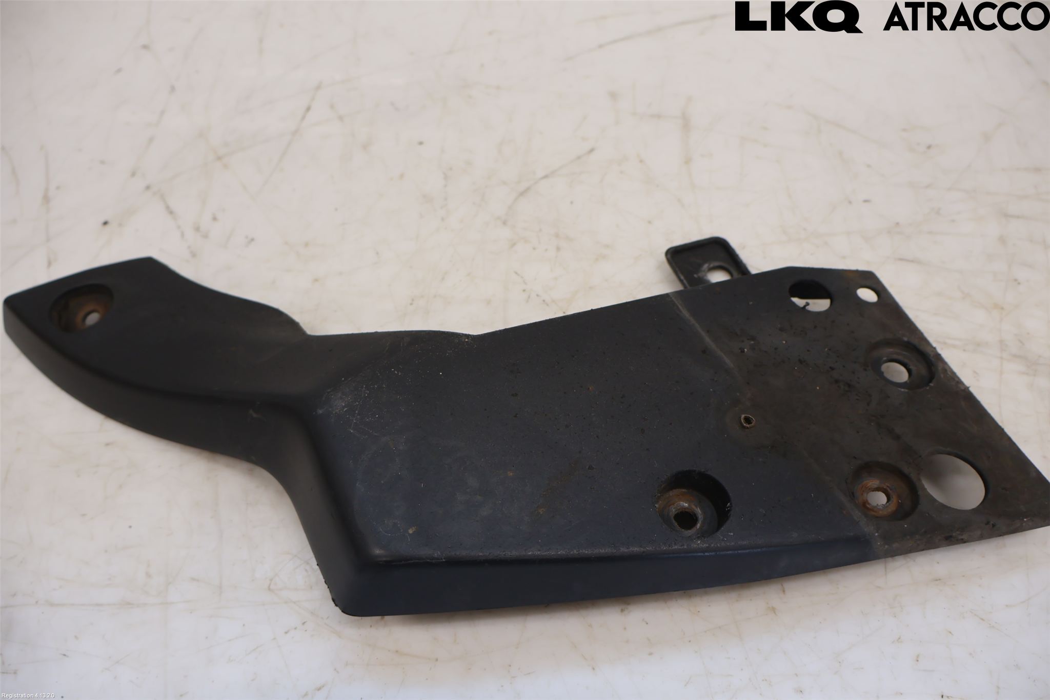 Toyota PRIUS ZVW30 09-20 Stötfångardel Bak Vä