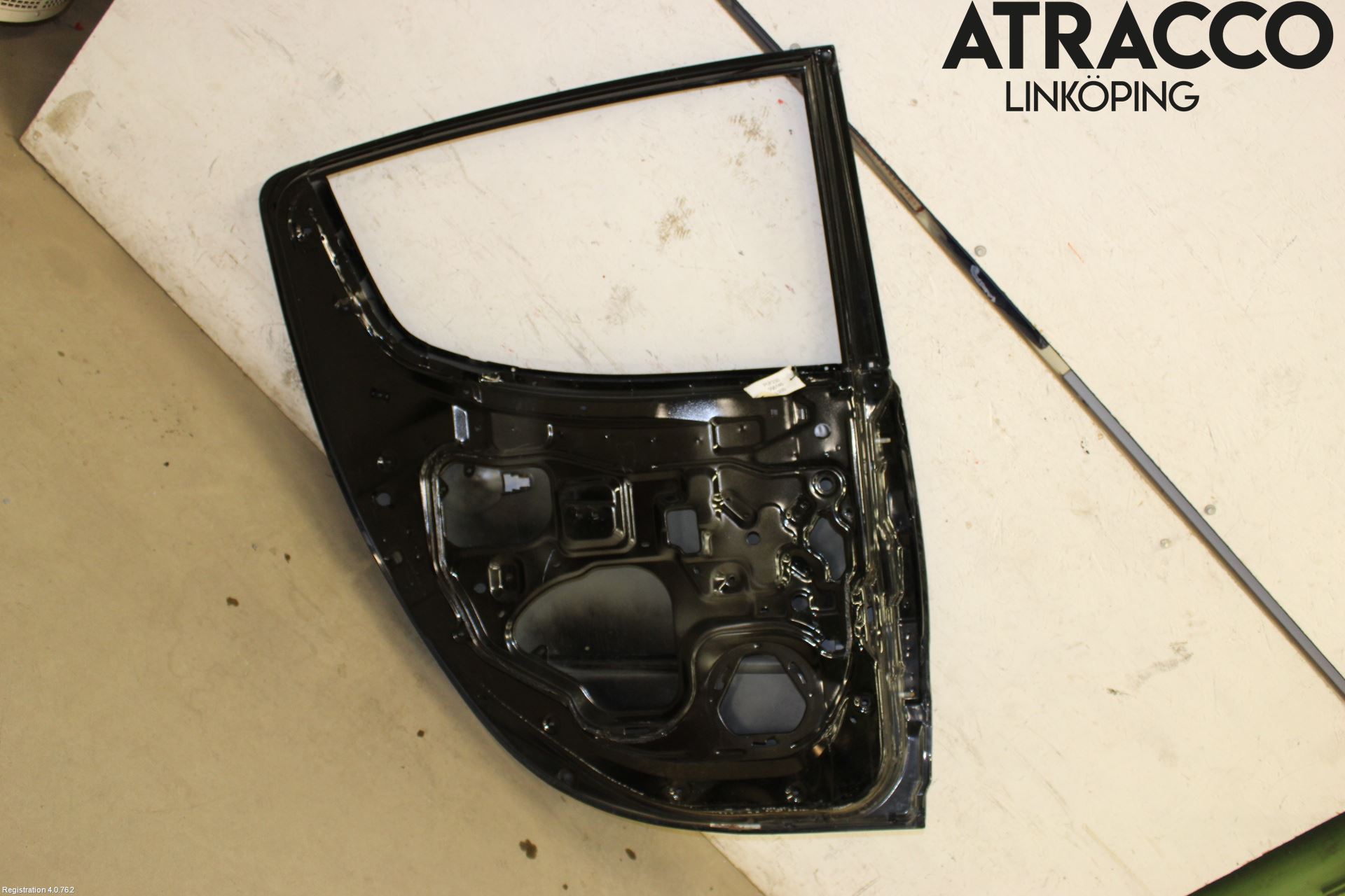 Mitsubishi L200 06-15 Dörr Bak Vänster