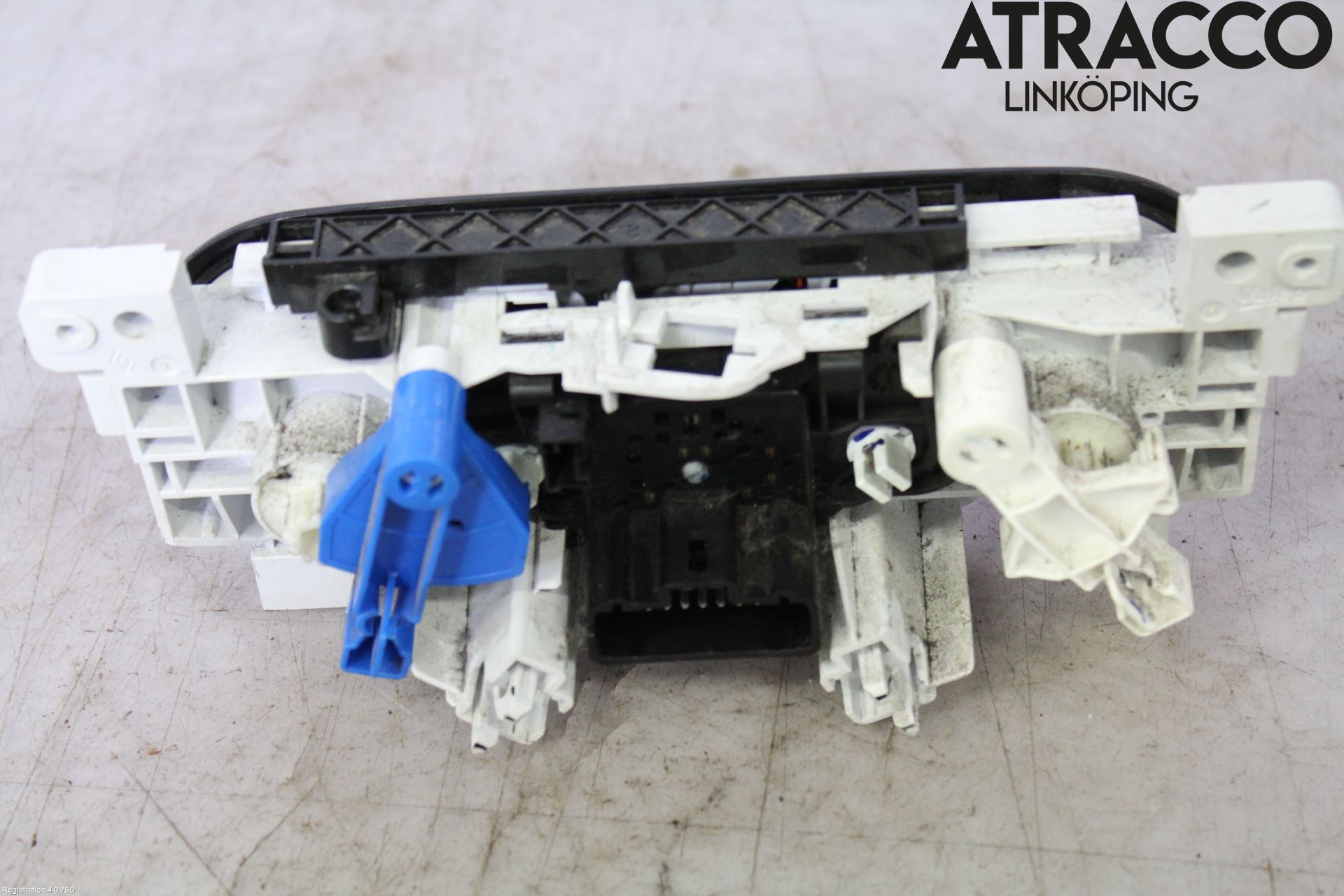 Dacia DUSTER 10-17 Ac Styrenhet Ac Manöveren