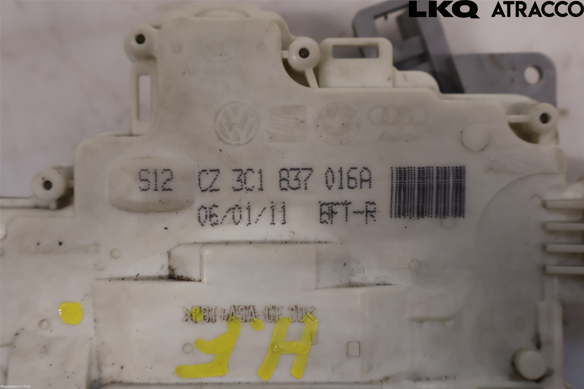 Volkswagen VW PASSAT 11-14 Låskista-Dörrlås