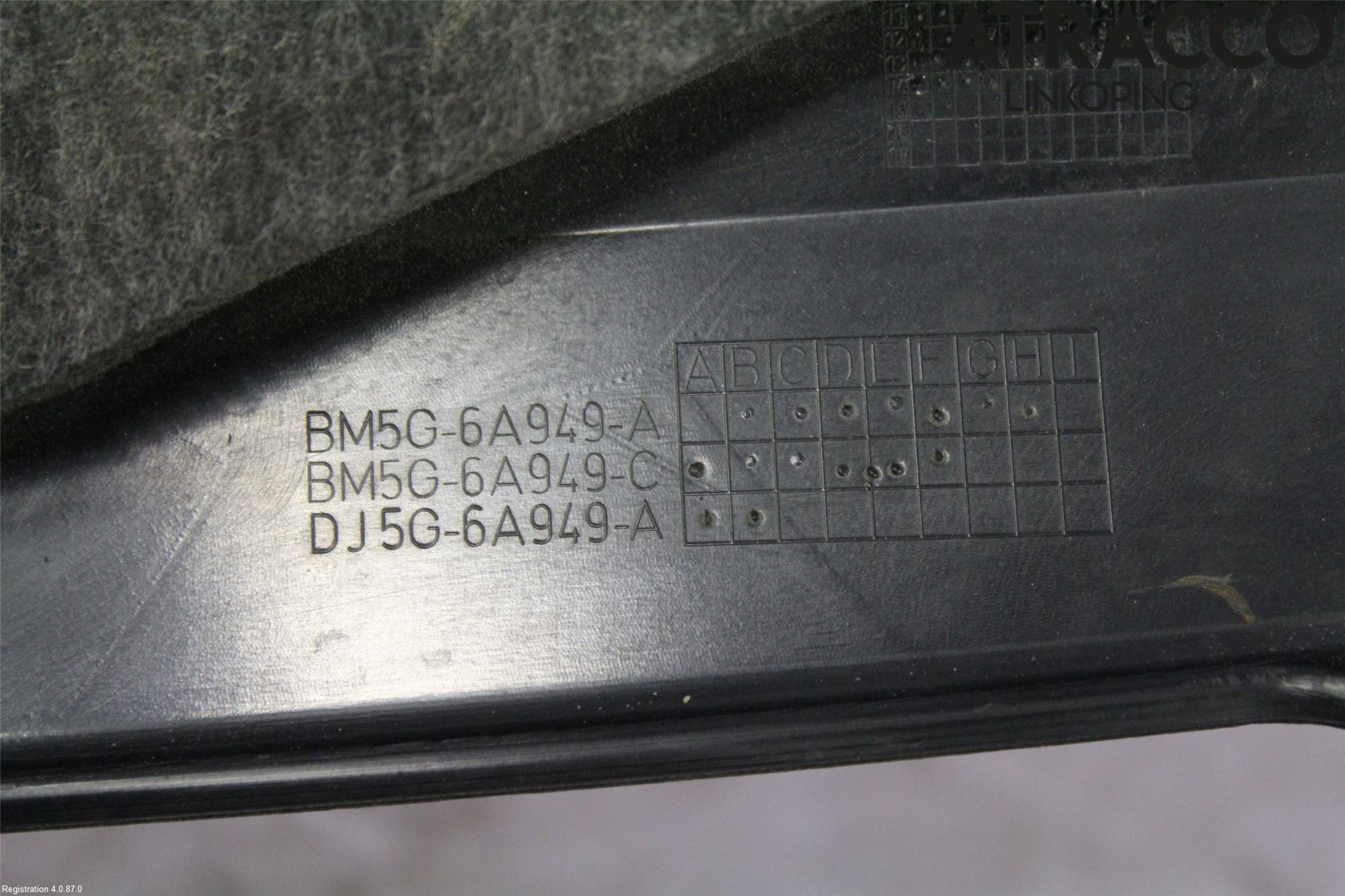 Volvo V40 12-19 Motorkåpa