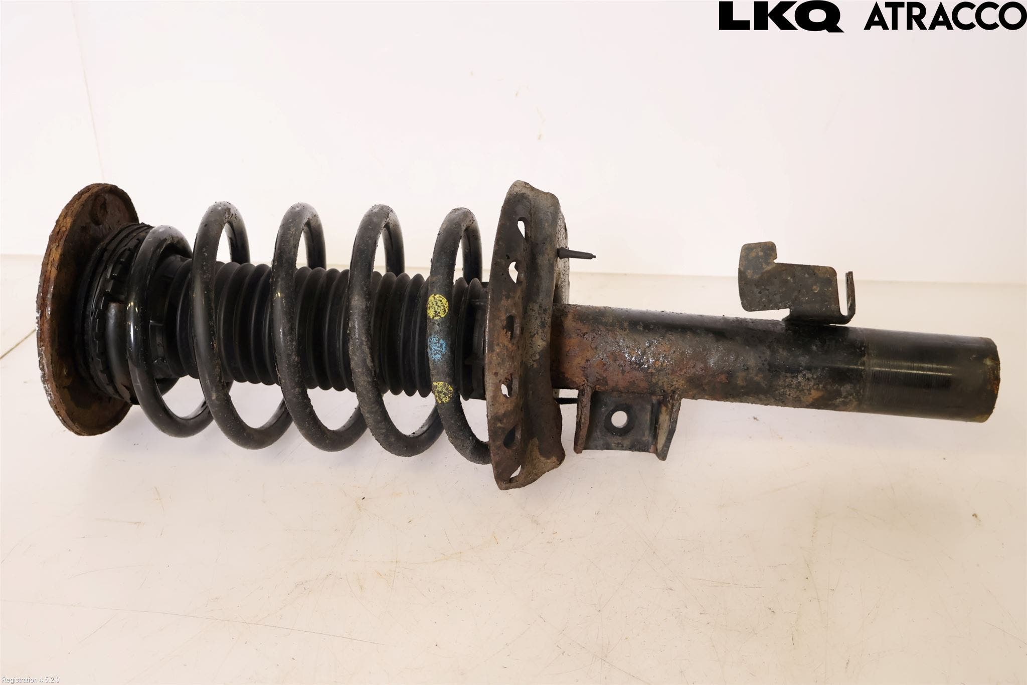 Volvo V70 08-13 Fjäderben Fram Höger