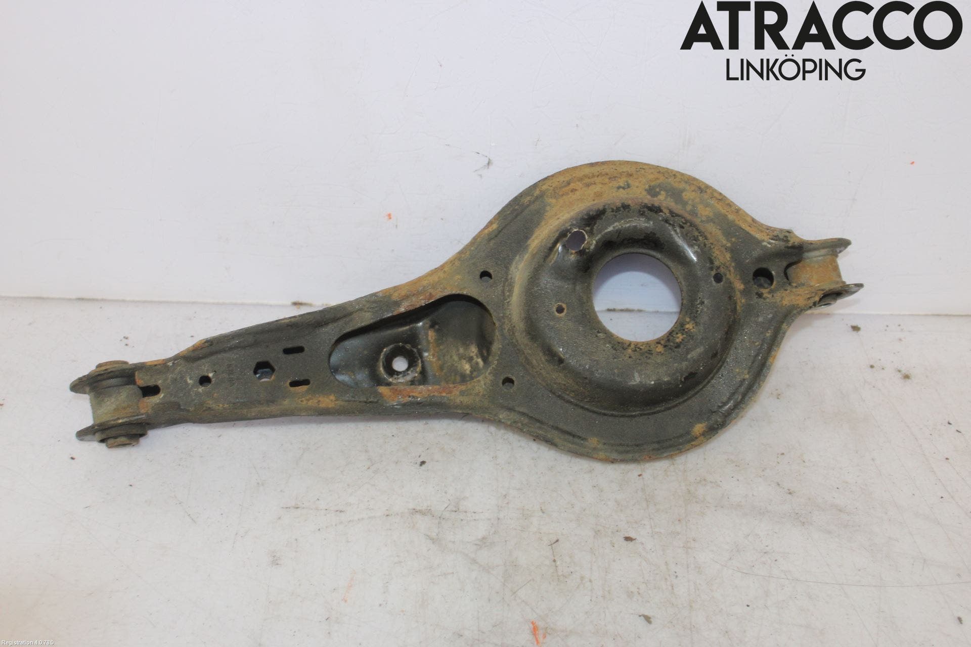 Volvo V40 12-19 Bärarm Bak Vänster