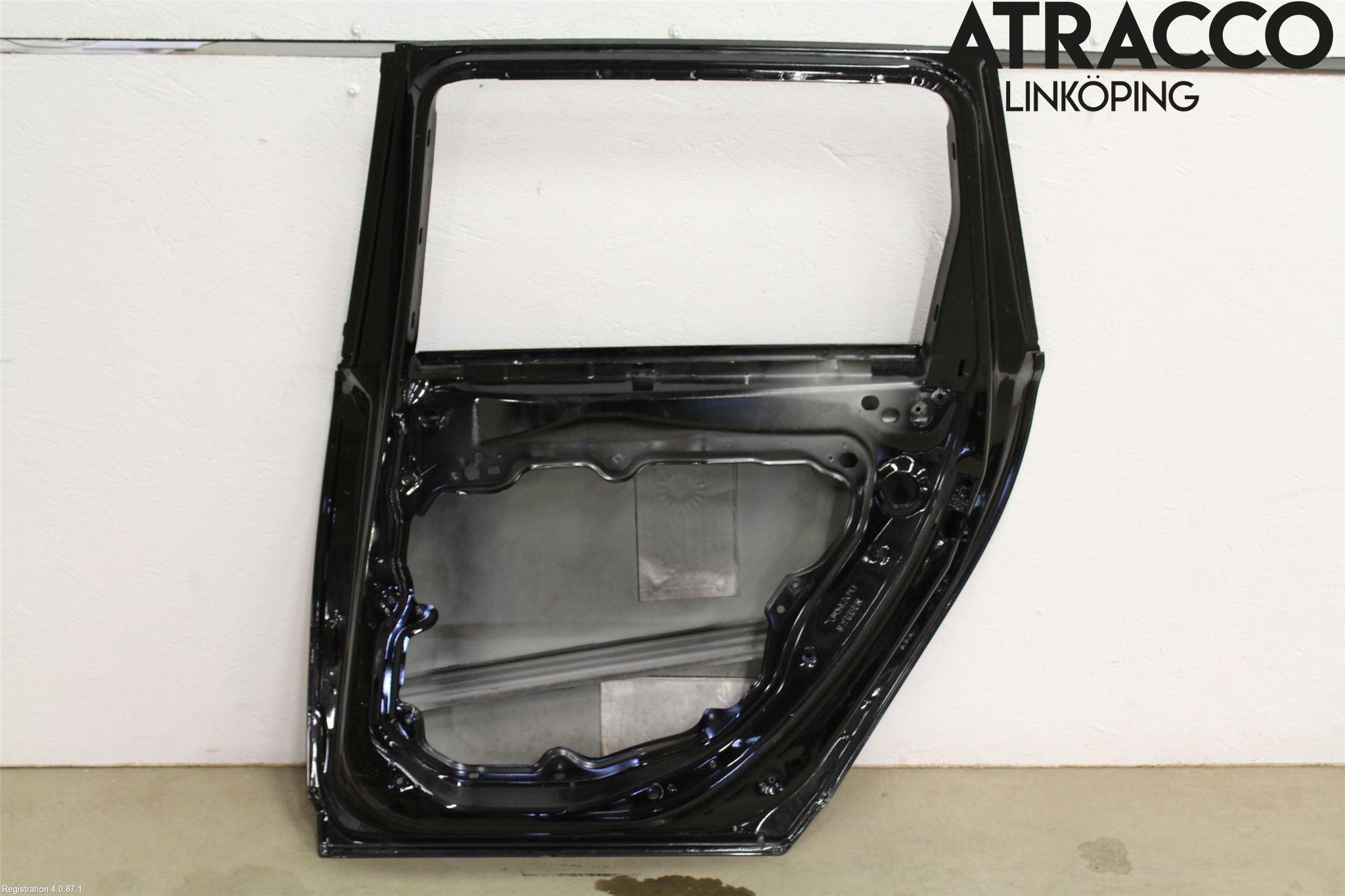 Volvo V70 08-13 Dörr Bak Höger