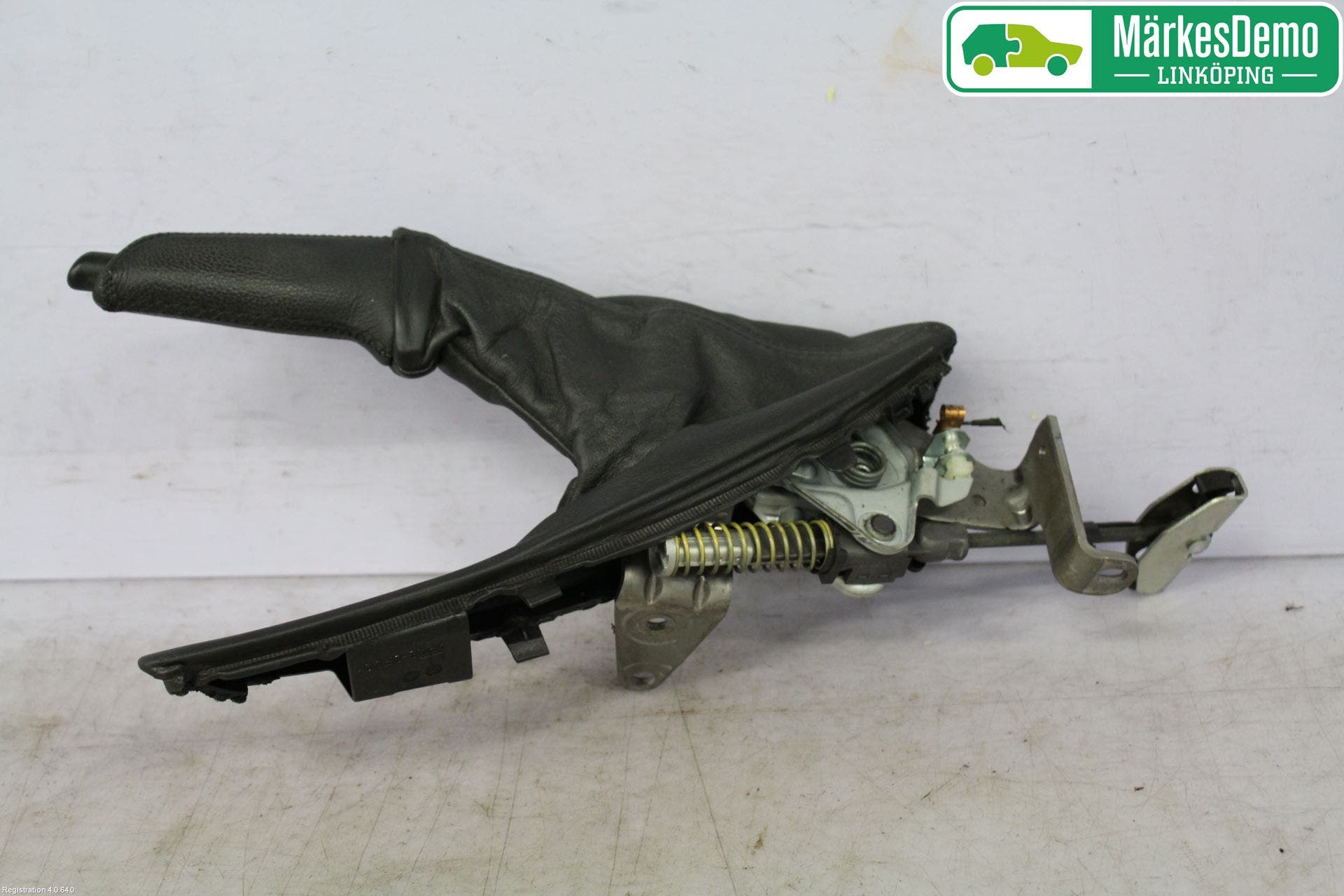 BMW 1 E87/81 5D/3D 03-11 Handbromsspak