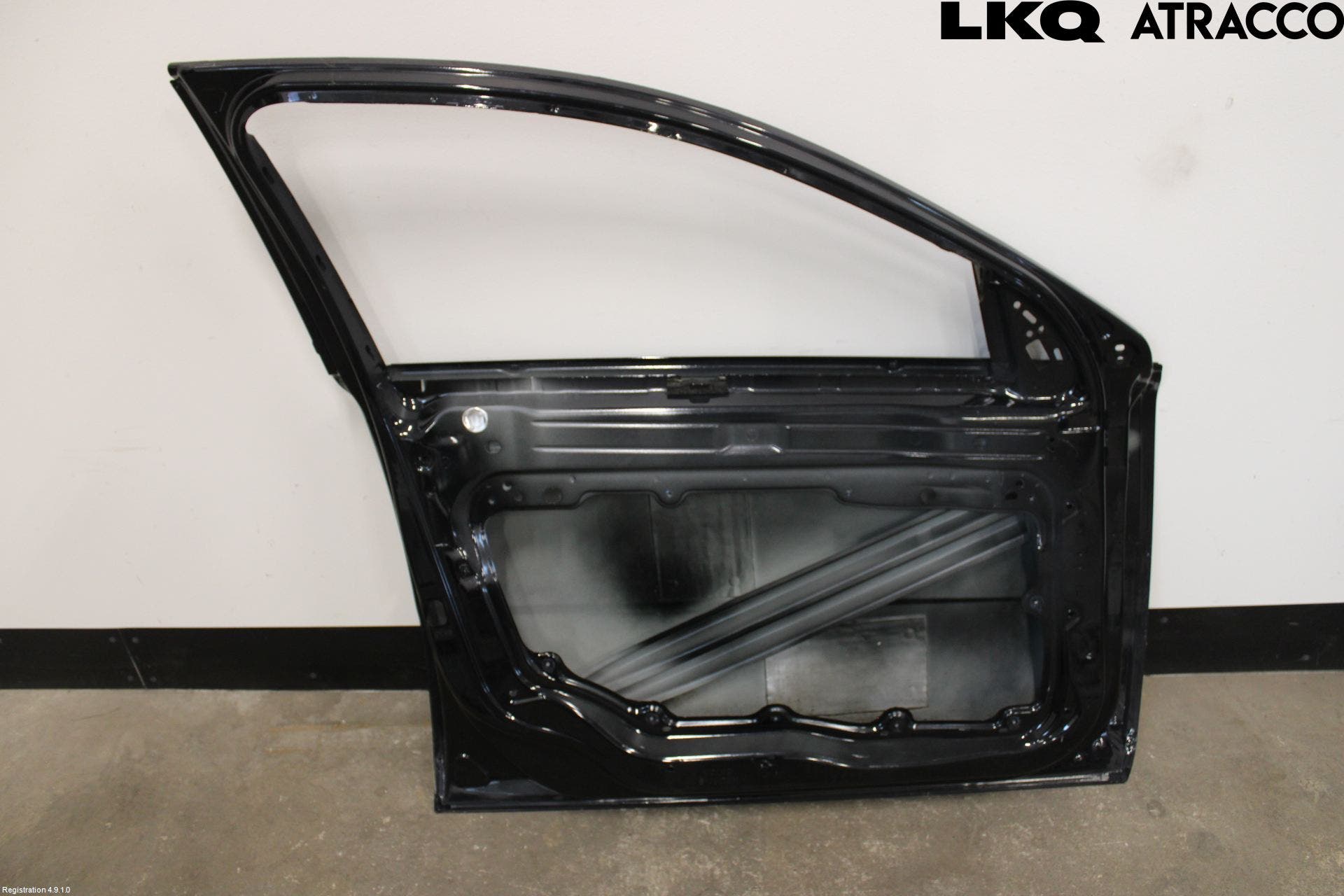 Volvo V70 08-13 Dörr Fram Vänster