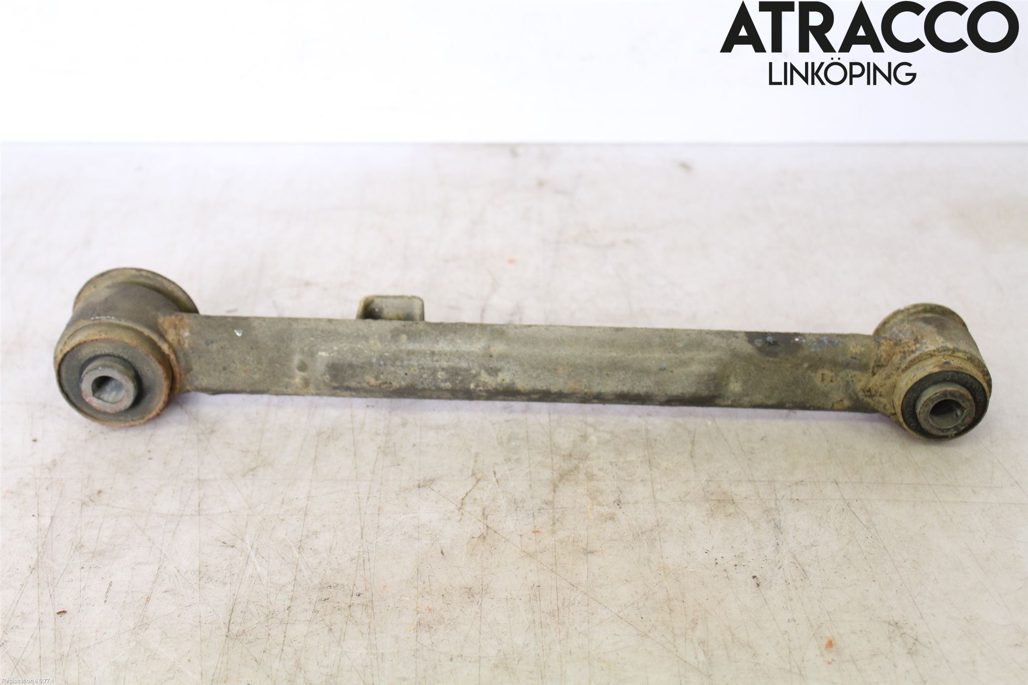 Dodge PICK UP RAM 81- Bärarm Bak Övre Vänster