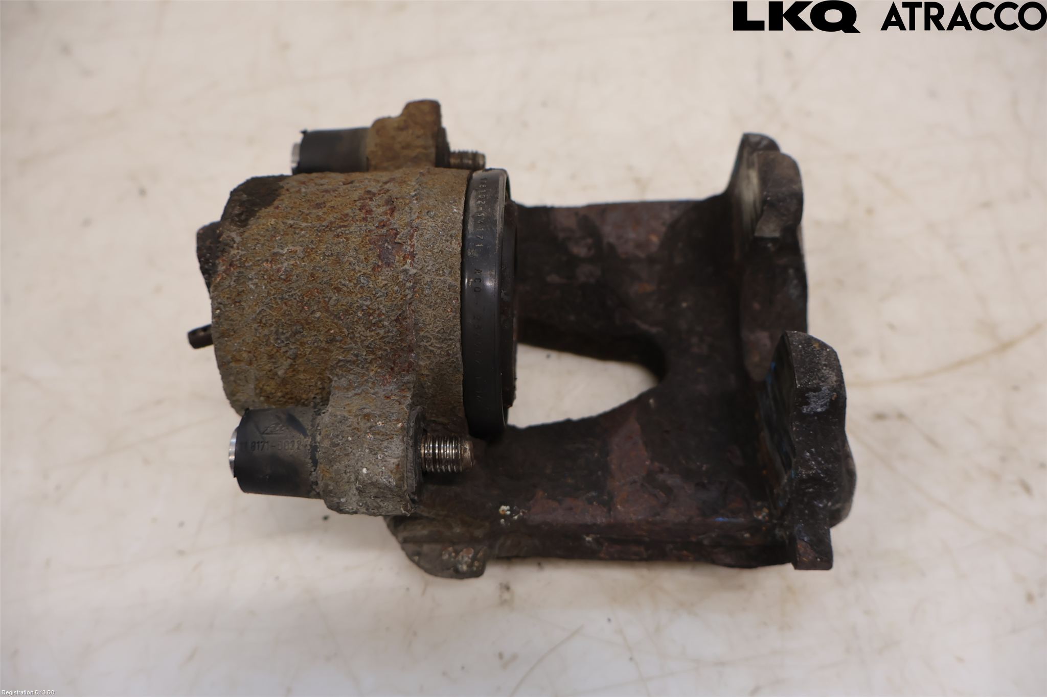 Volkswagen VW GOLF V 04-09 Bromsok Fram Höger
