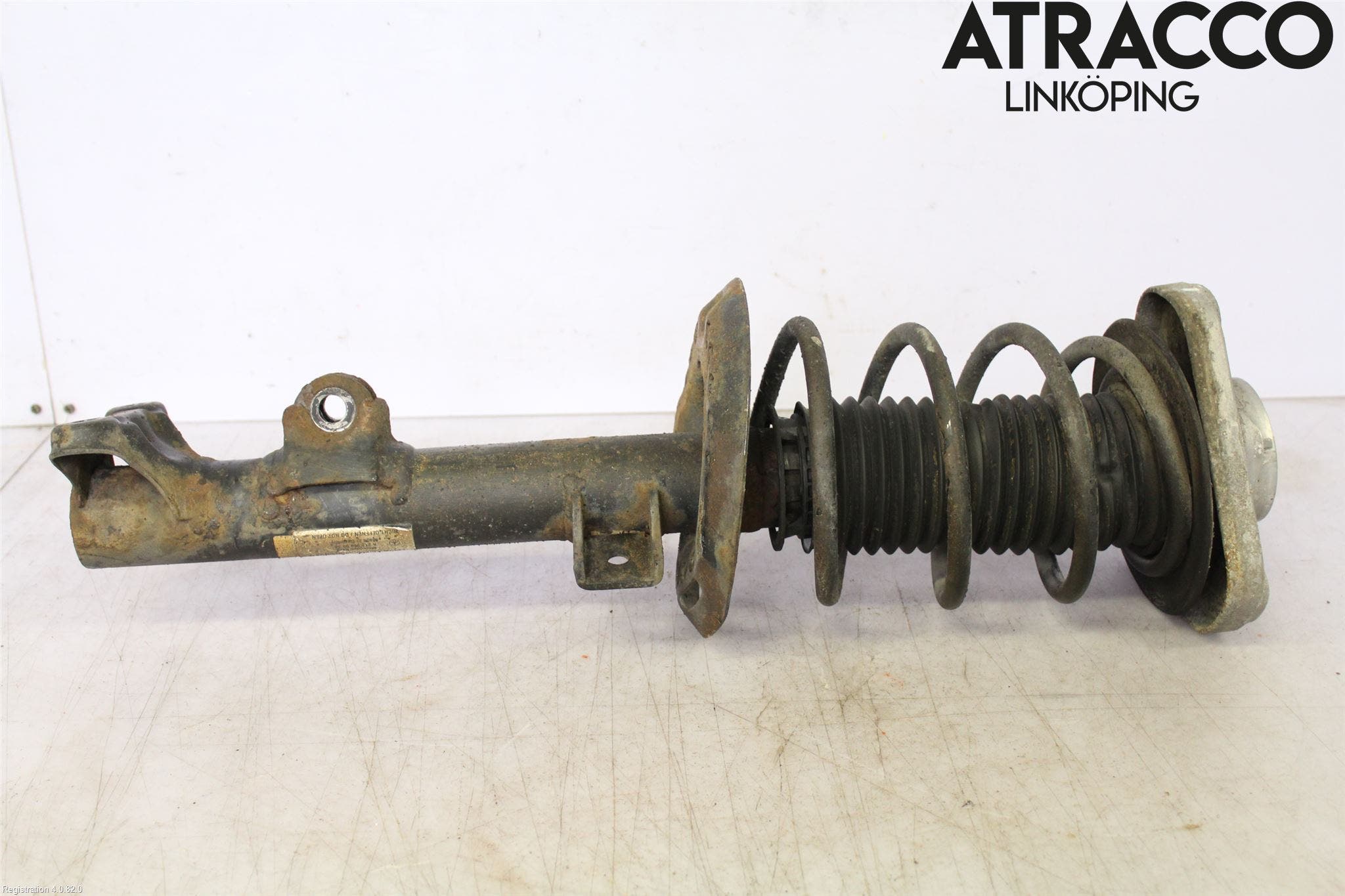 Mercedes-Benz MB E-KLASS (W212) 09-16 Fjäderben Fram Vänster