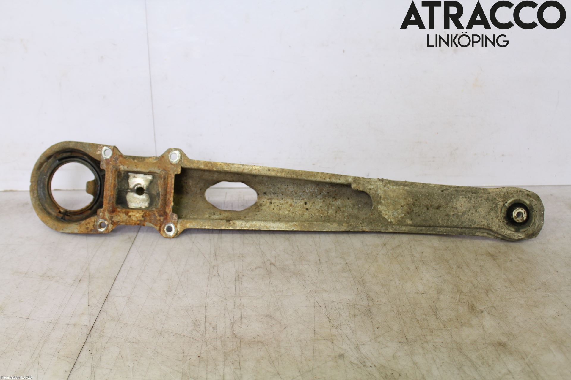 Volvo 940 91-98 Bärarm Bak Vänster