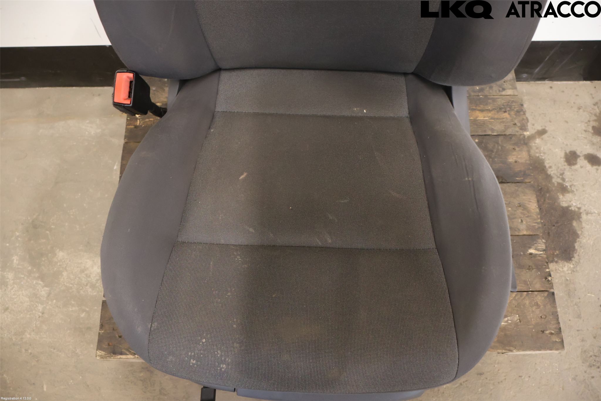Volkswagen VW CADDY 11-15 Inredning Stol Fram Vä