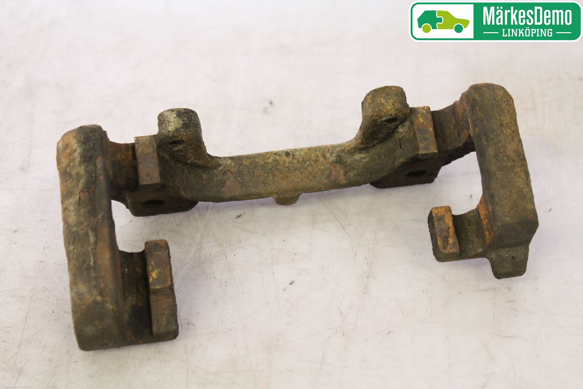 BMW 3 E90/91 SED/TOU 05-12 Bromsokshållare