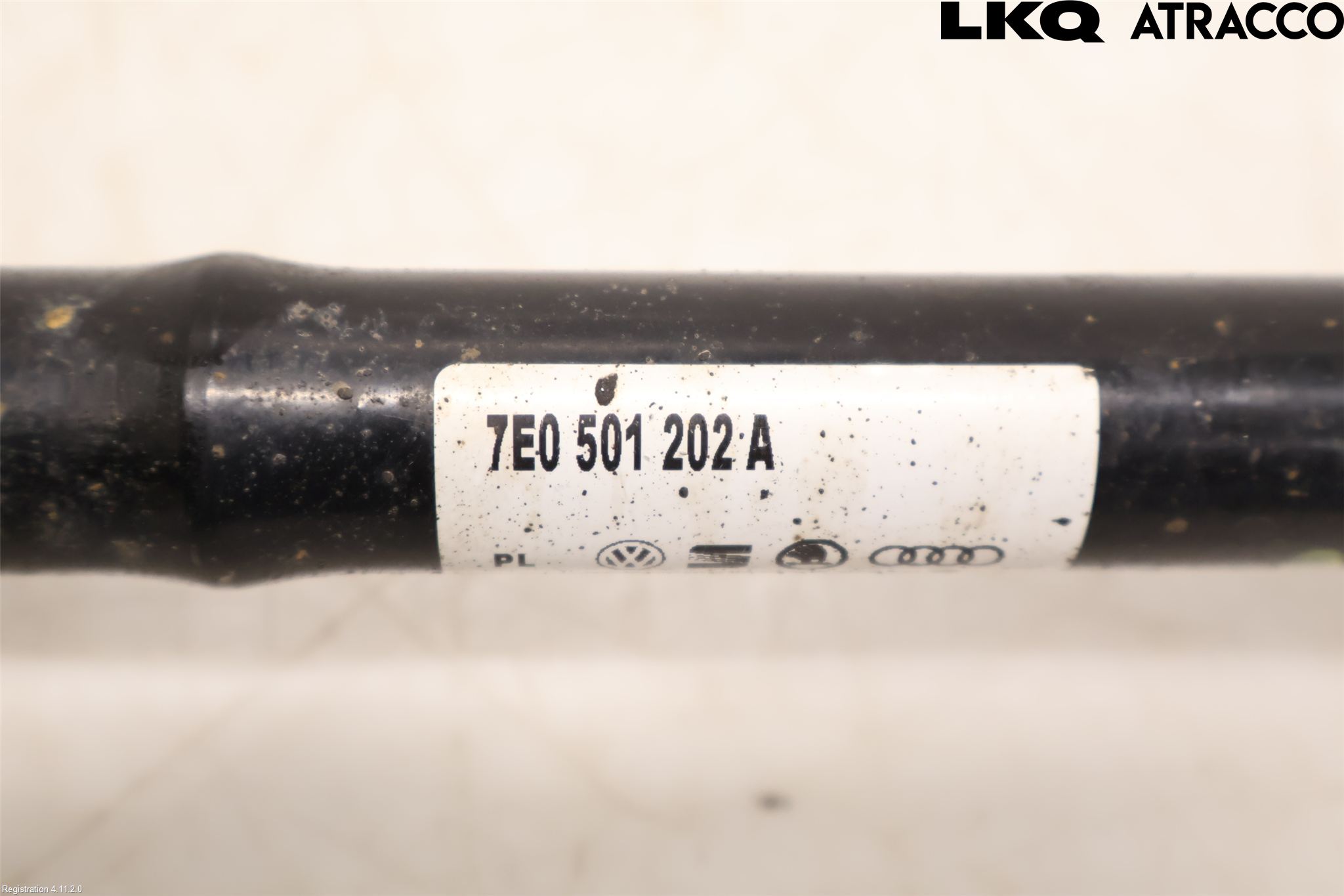 Volkswagen VW TRANSP/CARAVELLE (T6) 16-22 Drivaxel Bak Höger