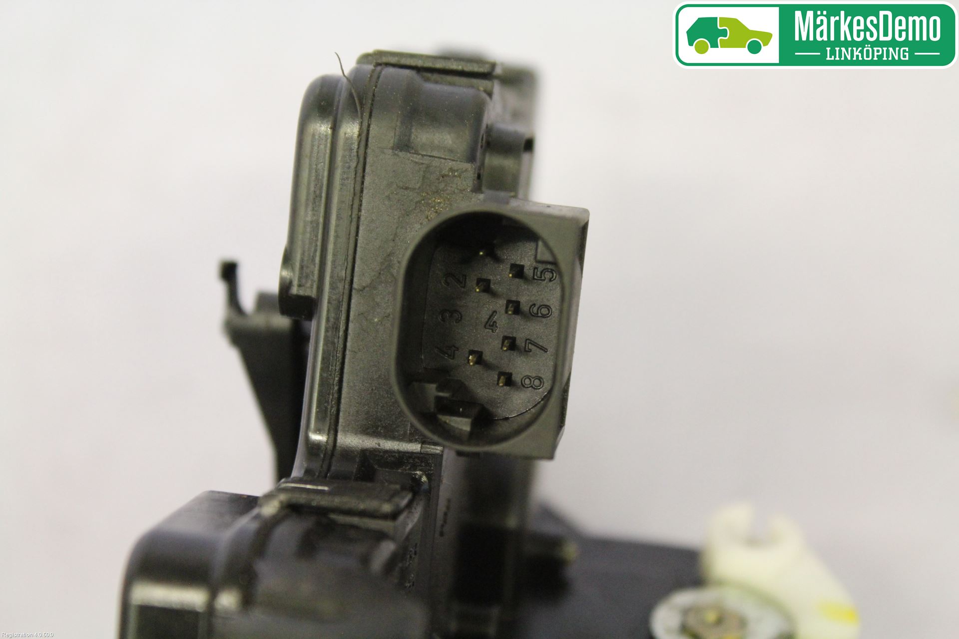 BMW 3 E46      98-05 Låskista-Dörrlås