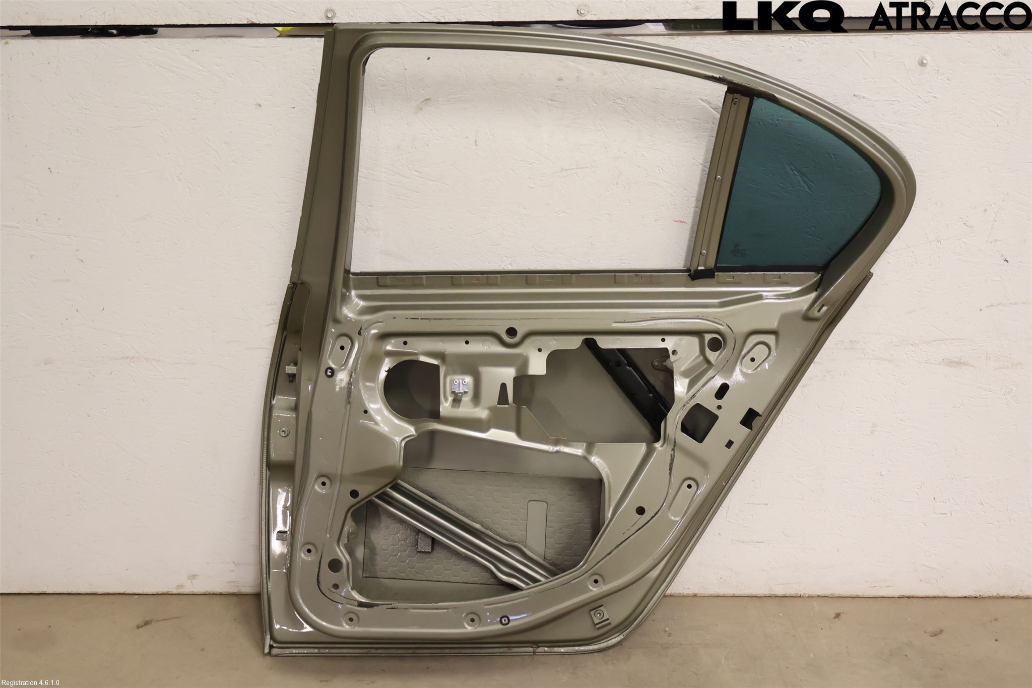 BMW 5 E60/61 Sed/Tou 02-10 Dörr Bak Höger